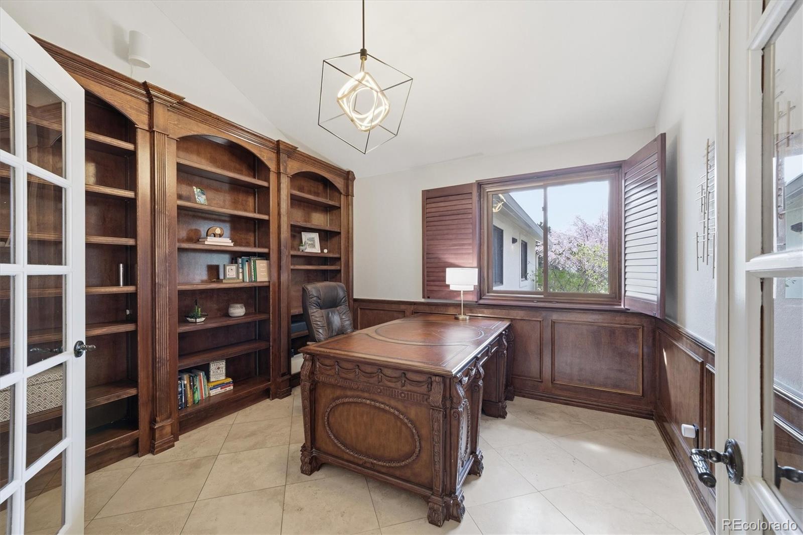 Dcab6475 26cc 481e Afe1 8e25486ddd11