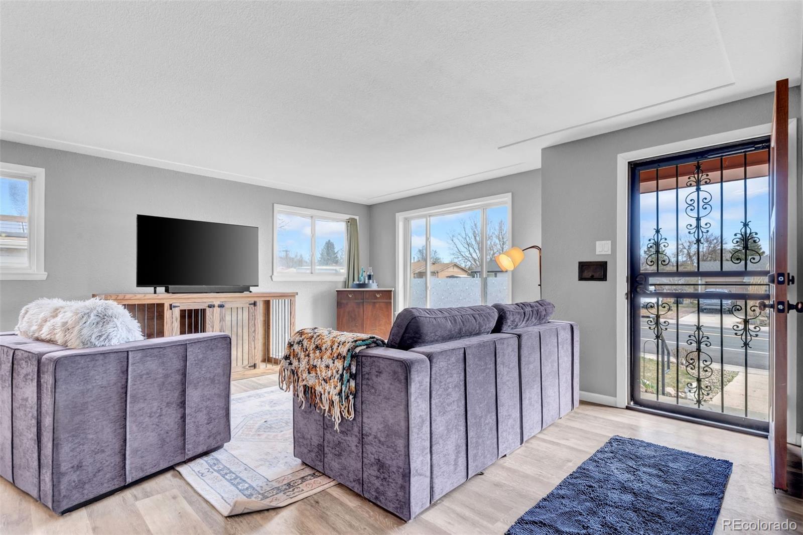 6ea0d86b E2e6 410c B718 6bf2c9fddd13