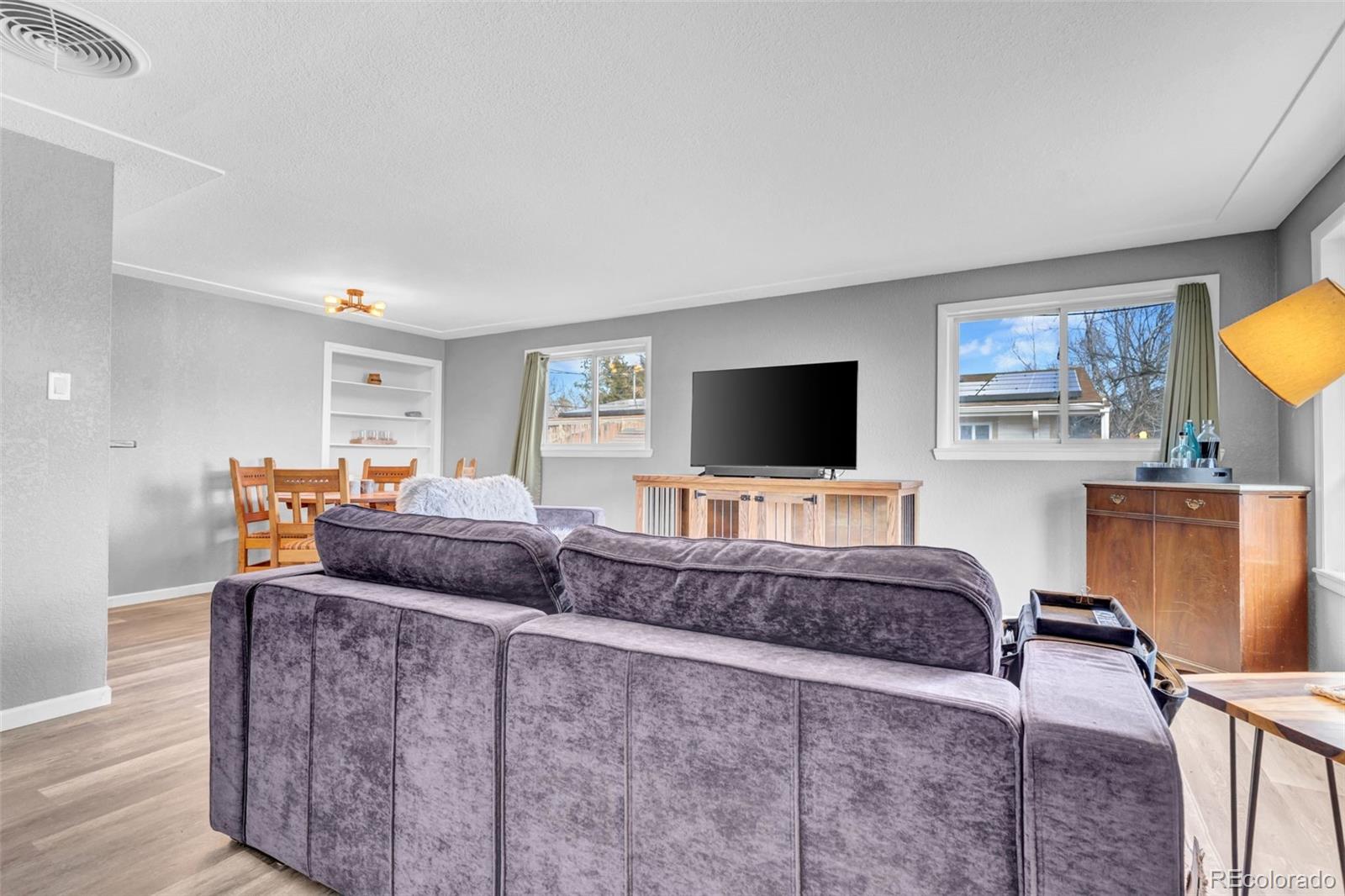 F3a9ca53 98d2 4381 Adc2 553a7b099431