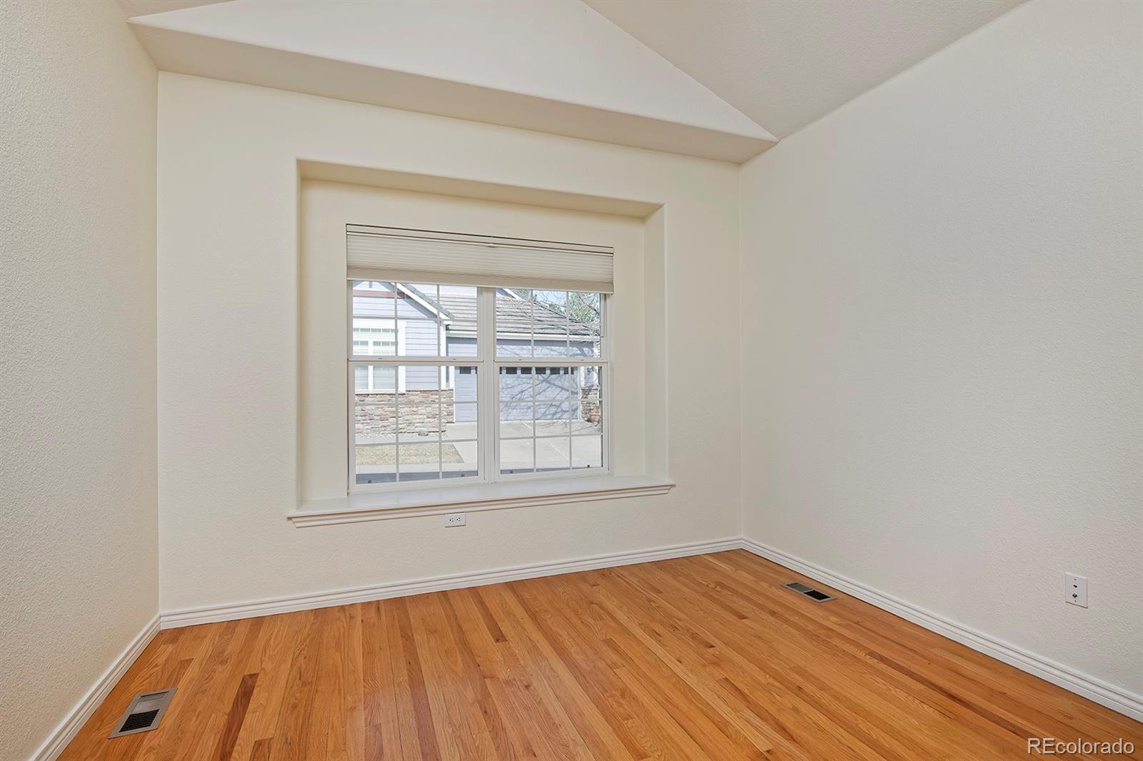 6596cb8d B6c3 44be 9aad A8b24648a81d