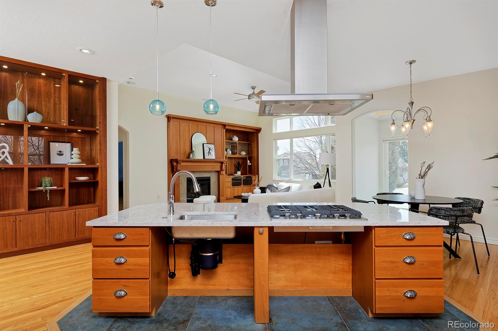 99220d3c Ef38 45a4 8d8e C455f9226e64