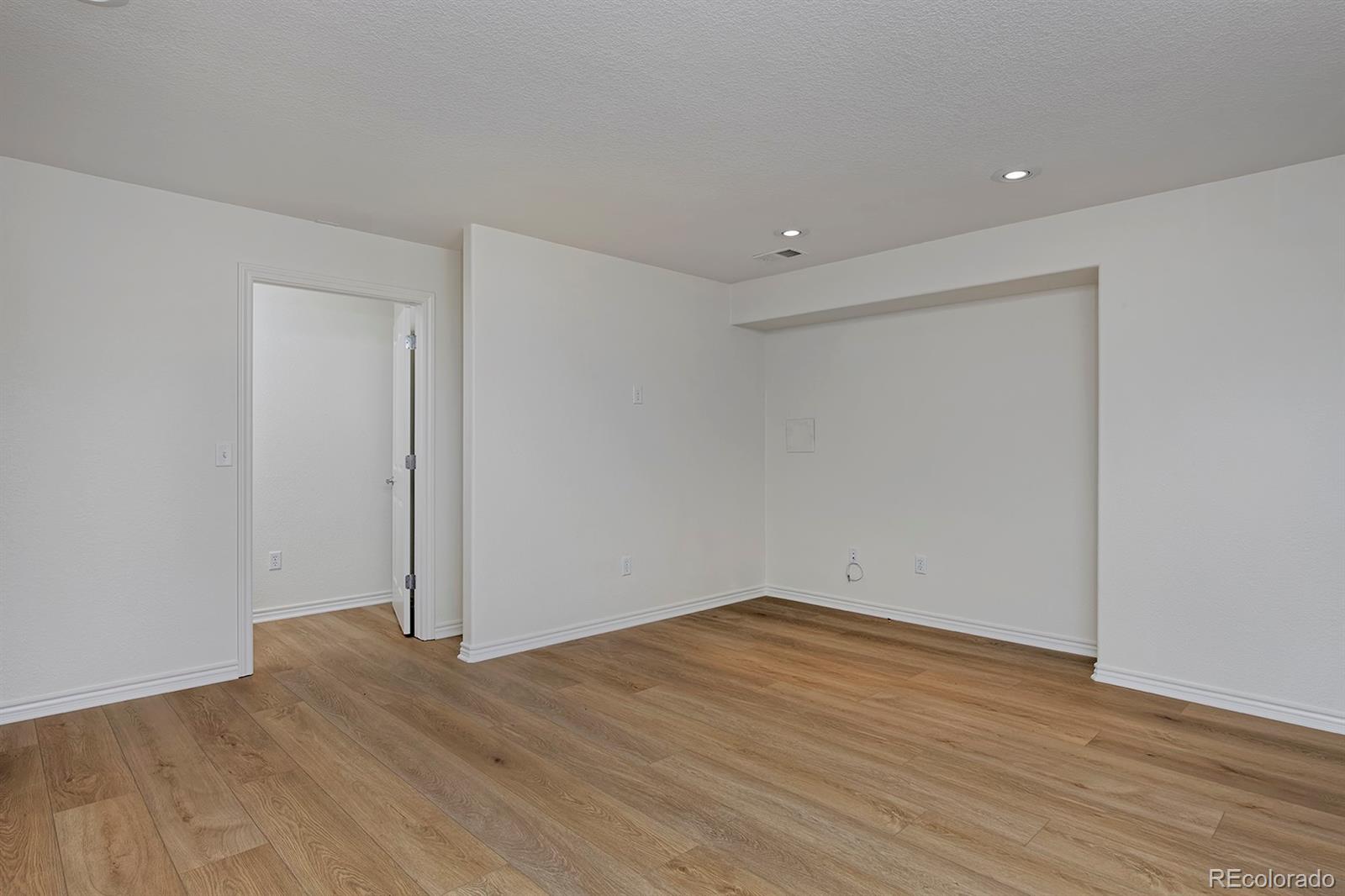 A1595f5d 70fb 481d 9826 171f18f0599e