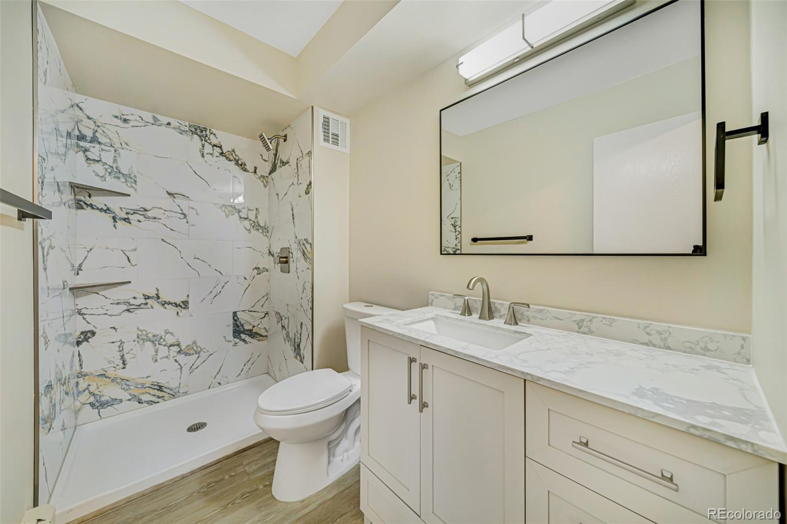 C3db3900 84d5 43e7 85d9 4035d00fee60