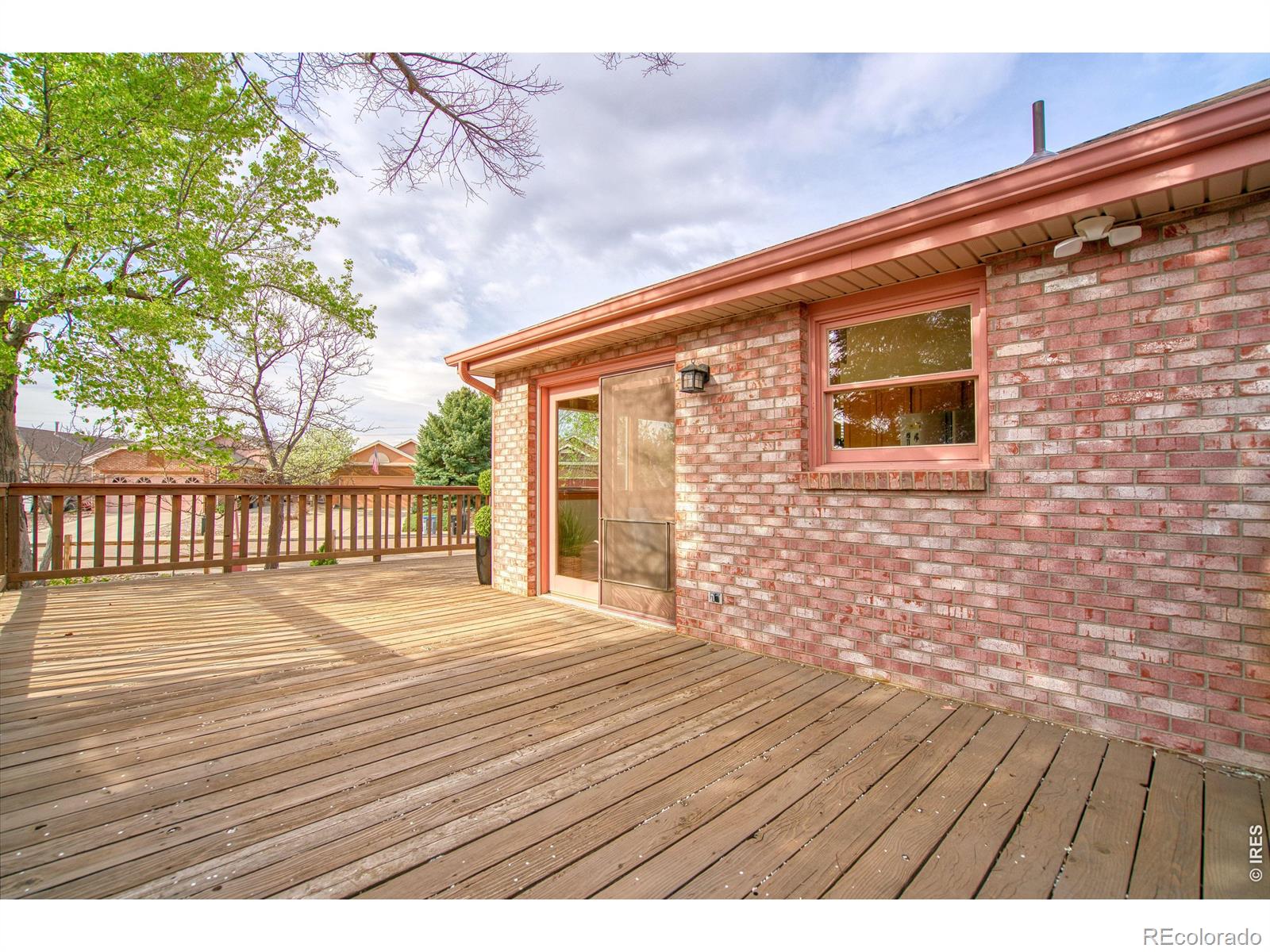 0caab0da C224 4f76 9024 8cece0656ceb