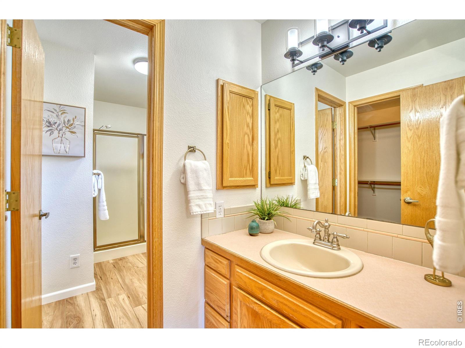 1c166fff 1fd5 4e7f 8209 E2c91f794163