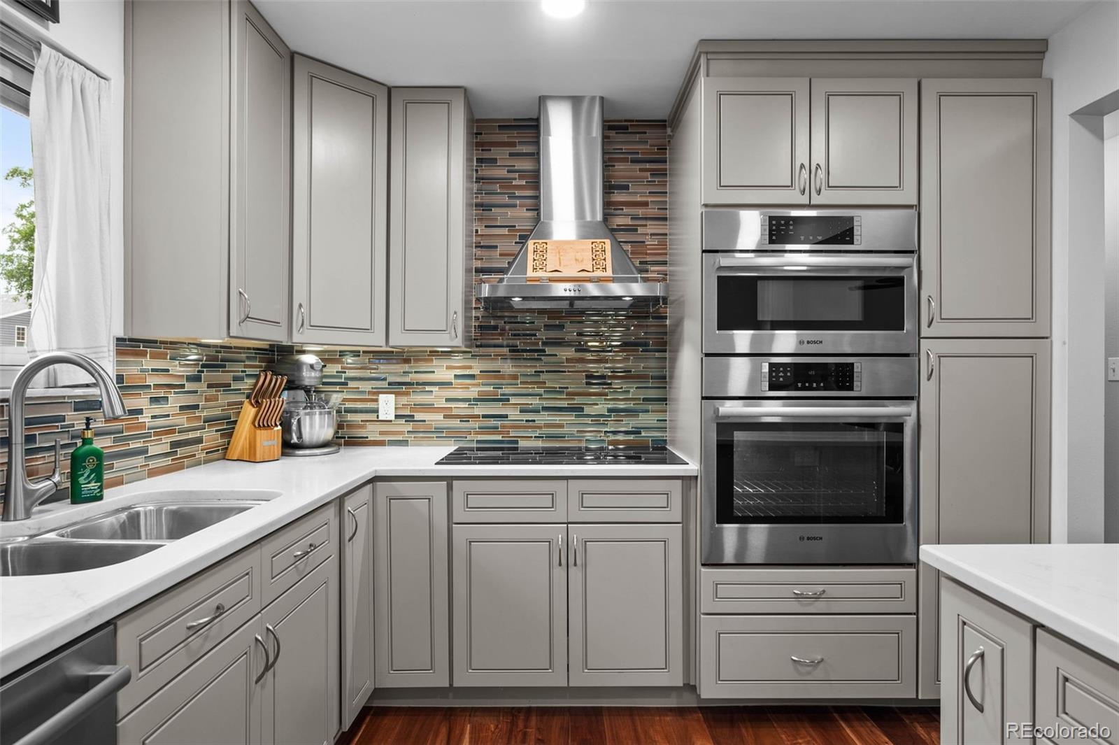 3c703a1a 96da 4fe4 B658 03038e0a70d1