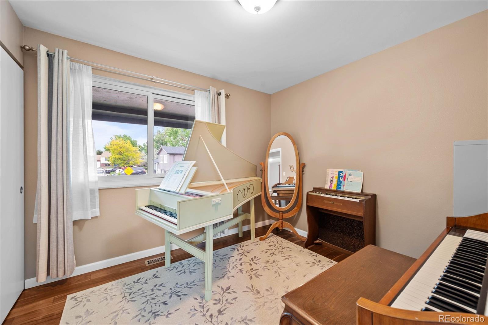 623b652b F459 480d B301 78ec3eed8753