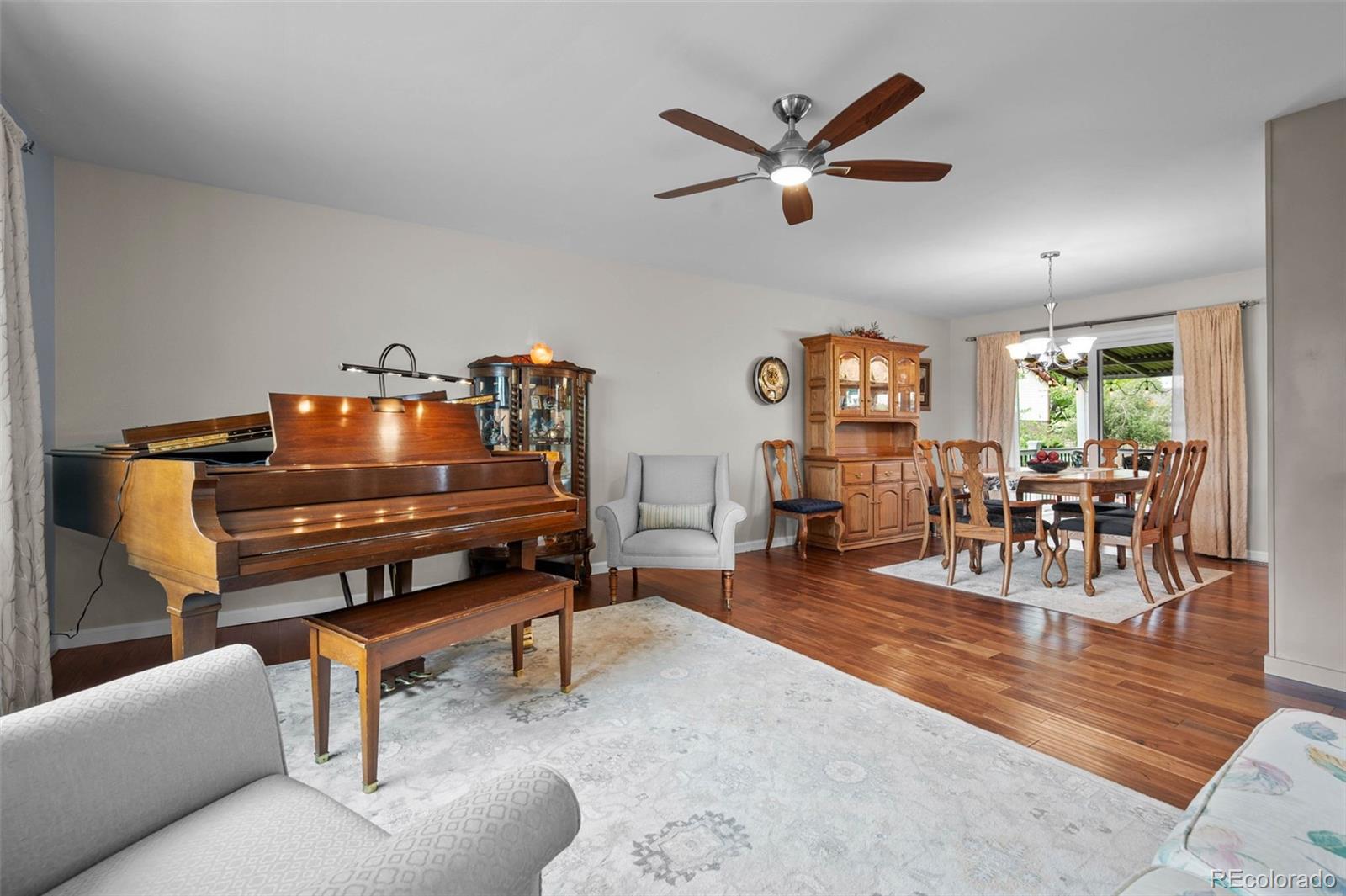 92ca426e E703 4c93 87c1 02a526d14882