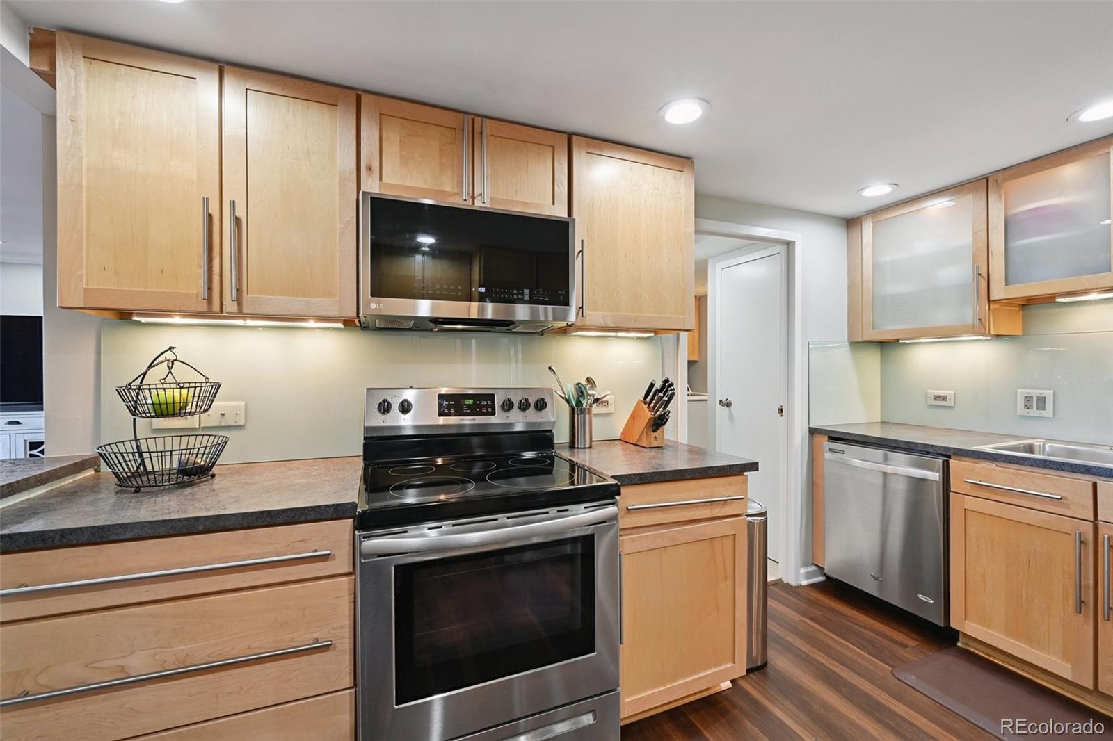 2454c3ca 7645 48f1 A915 Df692b44de45