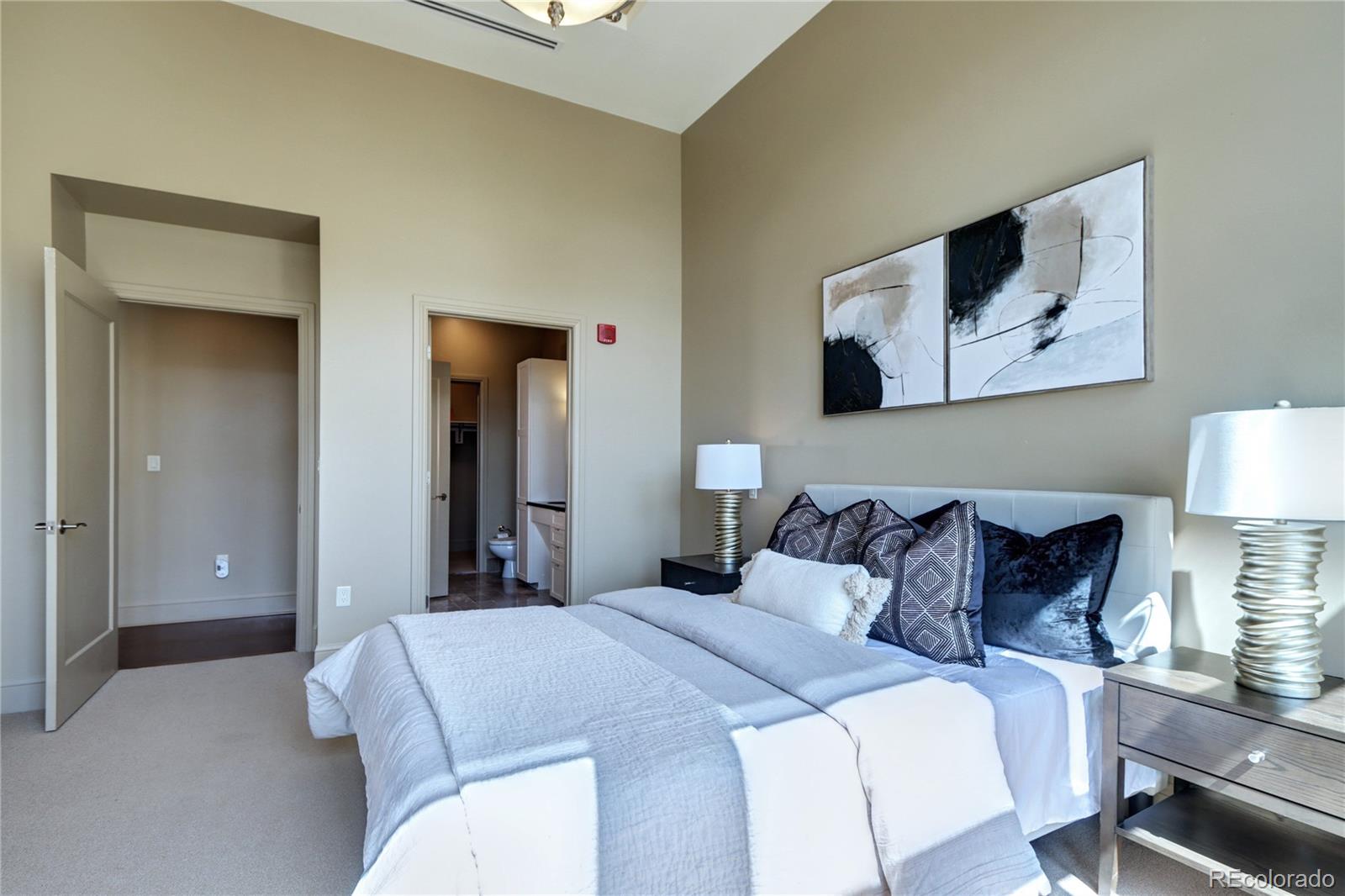 08edf8d0 Ec51 4738 9fba Eeb11b0c293b