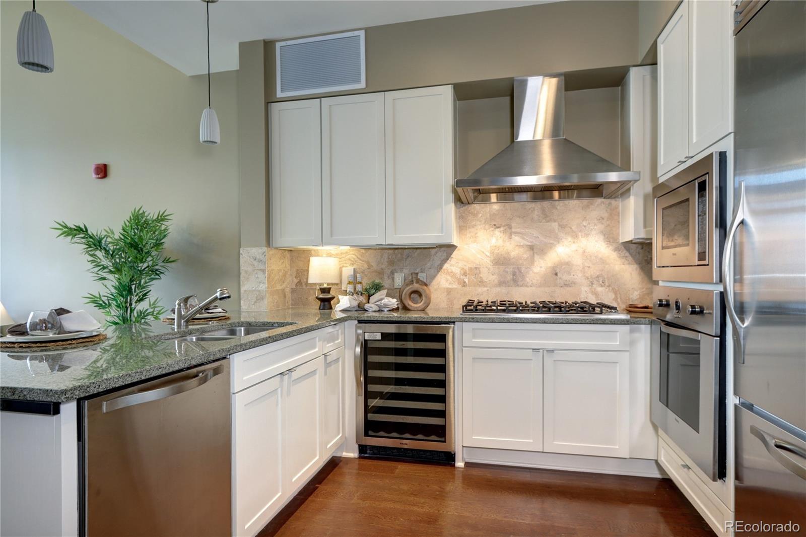 59ff2656 Af70 4cfc 9c2a 1f5687fc9e2d