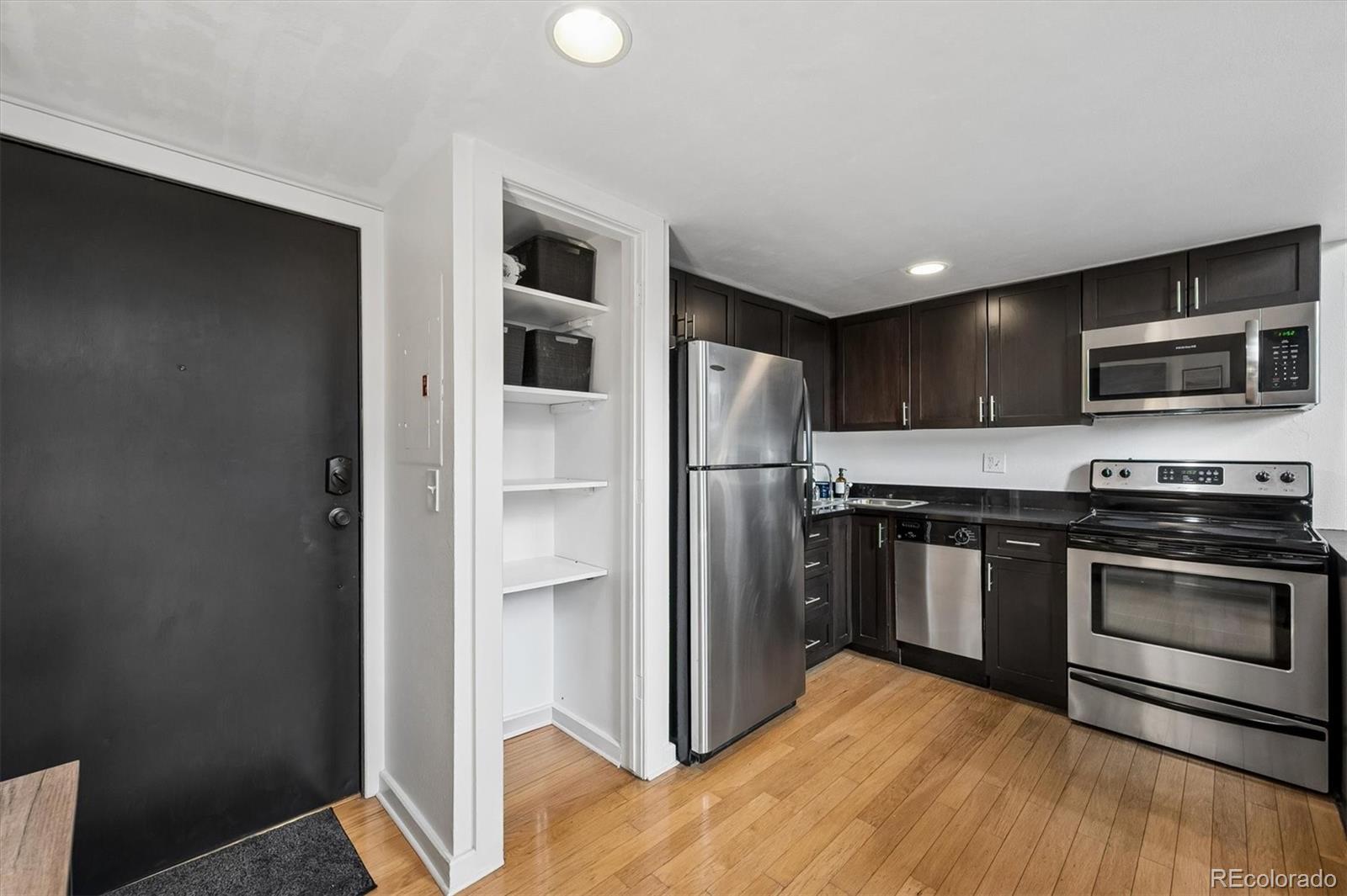 2193 Arapahoe Street #16 Denver CO 80205 MLS #REC8623742 2e612515 E1e3 4e75 Ac69 8bf15dac1827
