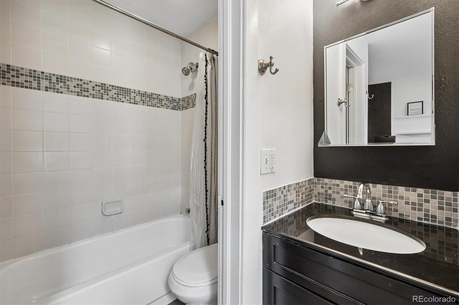 2193 Arapahoe Street #16 Denver CO 80205 MLS #REC8623742 88acb6aa 6b73 4663 8e4a 6962a89731d2