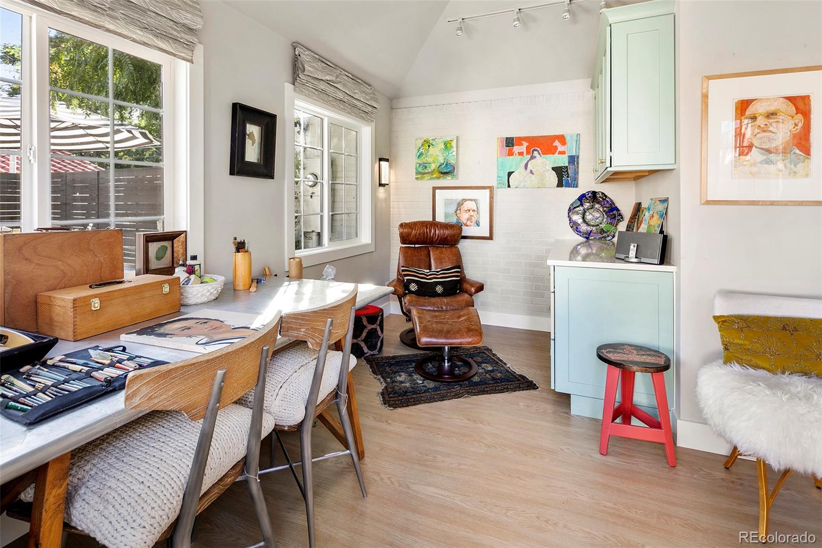 2a332739 4c0d 4f3a 9a74 8ad50d85ecb9