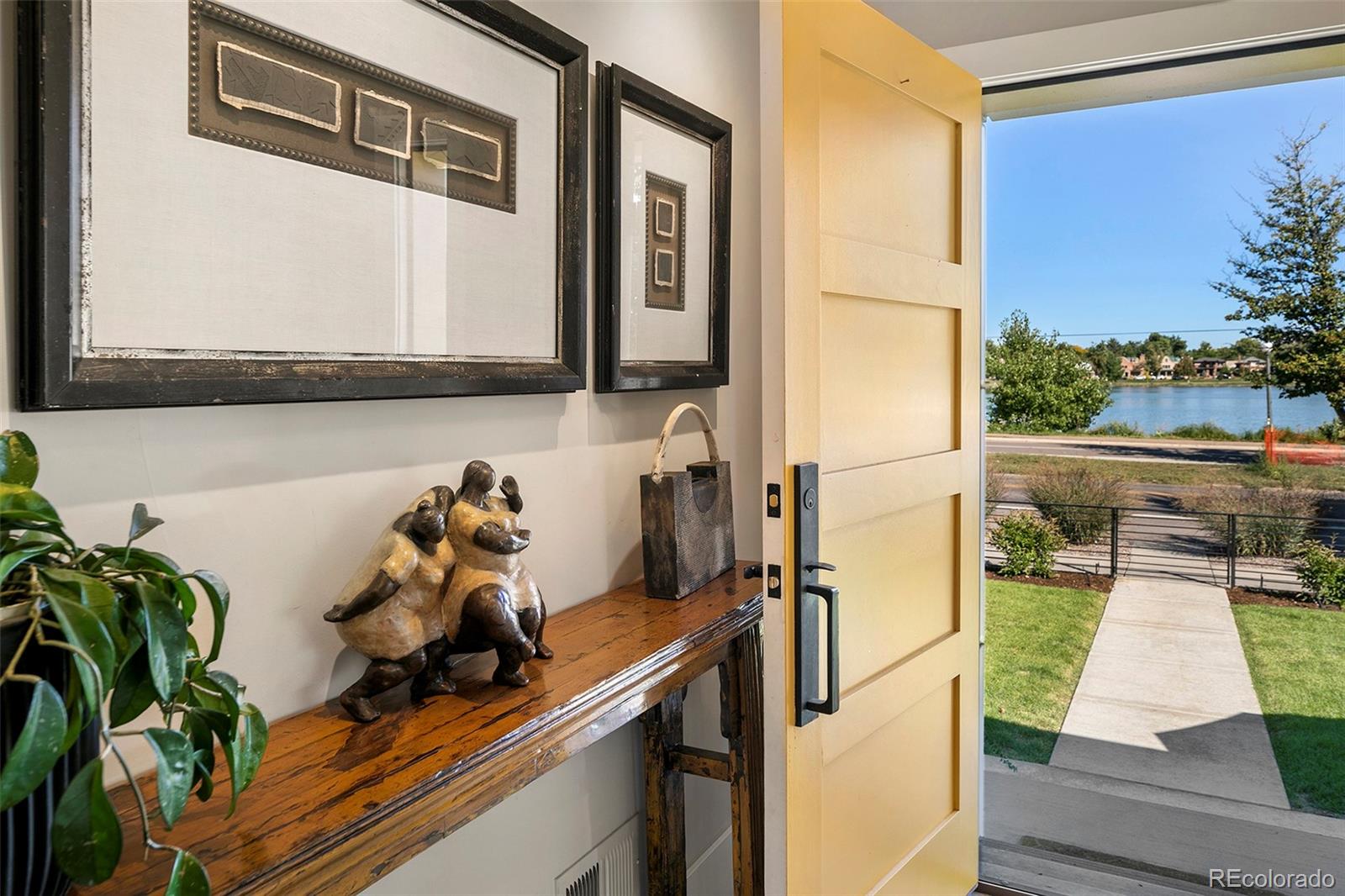 4b35a48f 0f3c 43af A706 E15cca2d678c