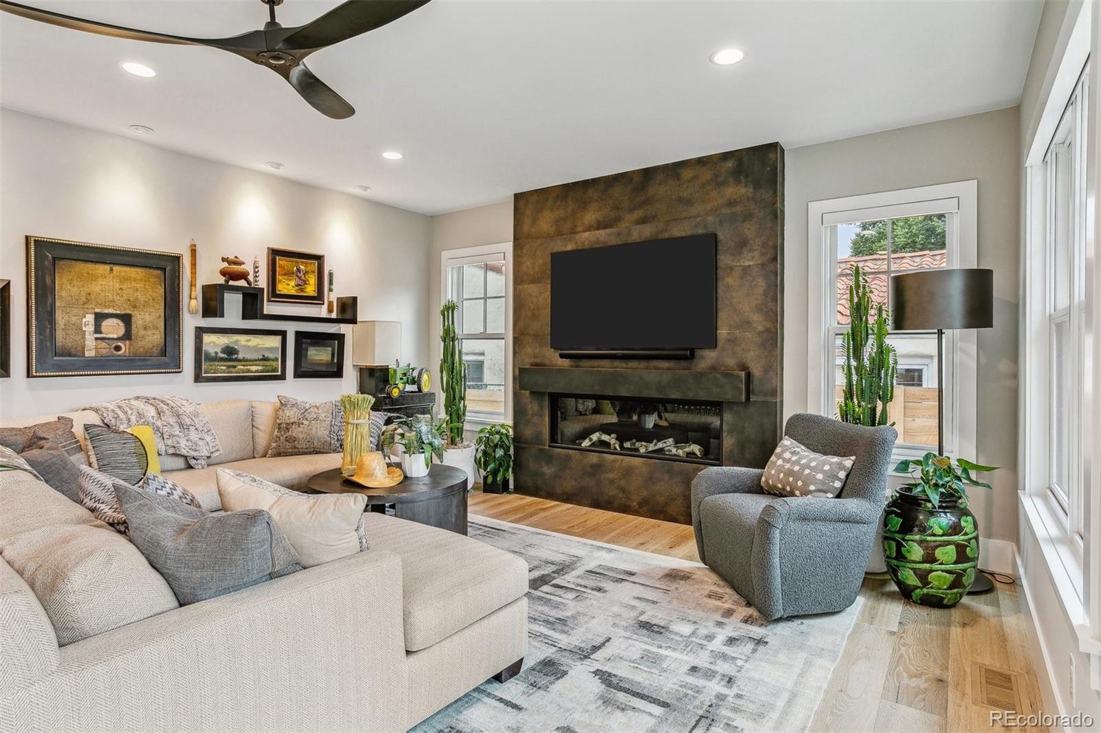 Bf7b98d5 1239 4939 A81a 0428b56b33a2