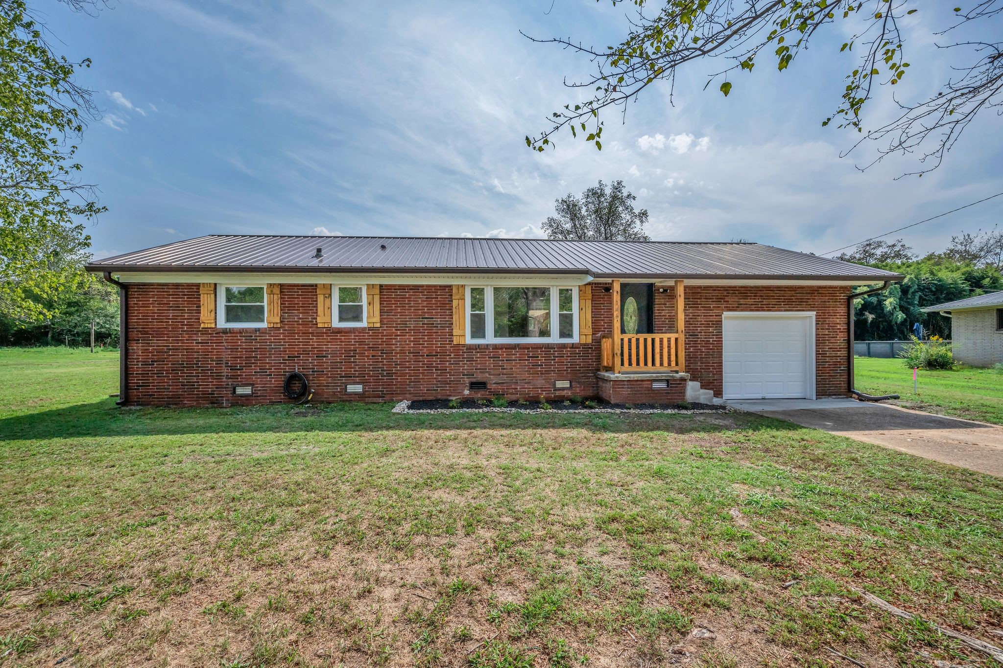144 Park Cir, New Johnsonville, Tennessee