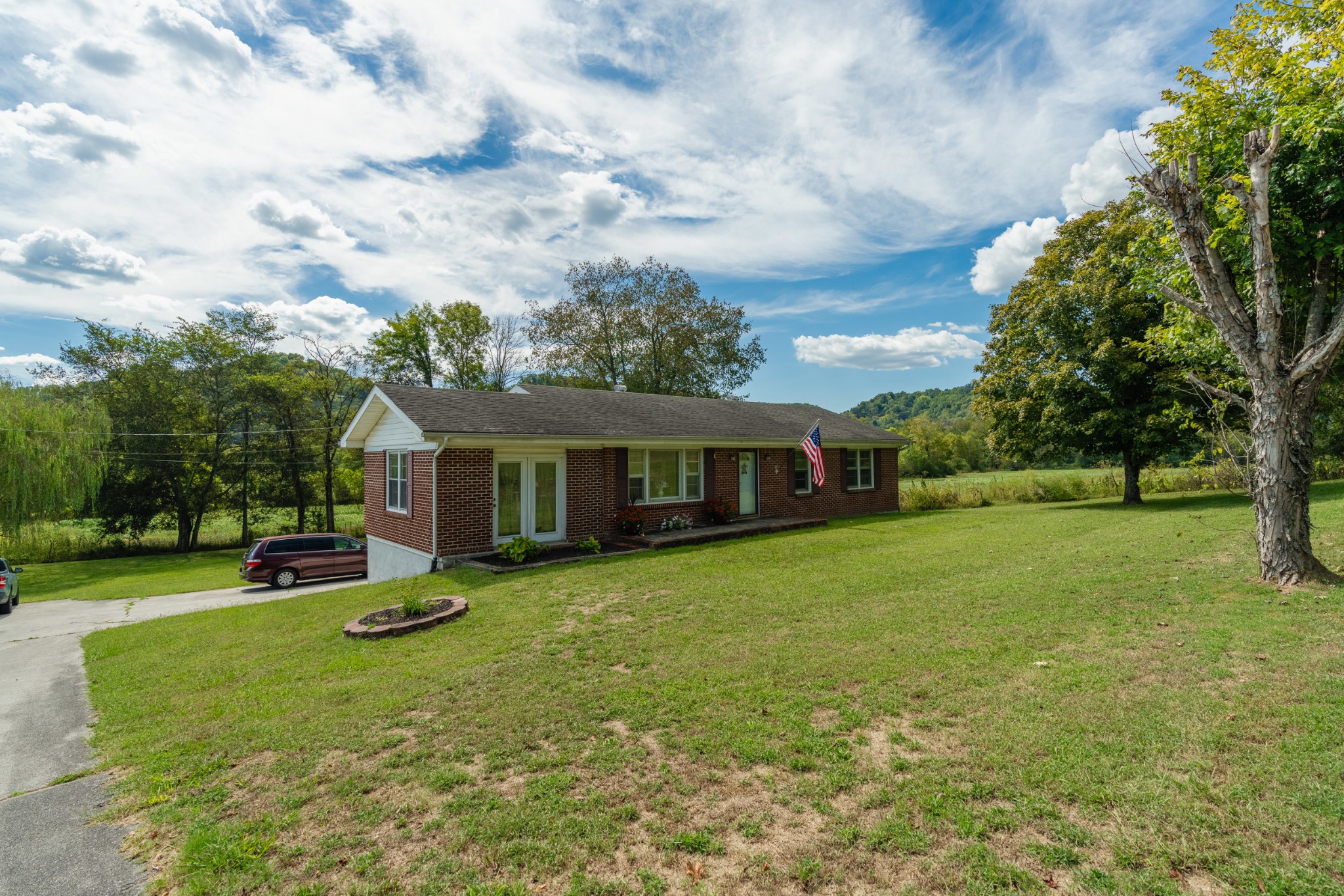 455 Jennings Creek Hwy, Gainesboro, Tennessee
