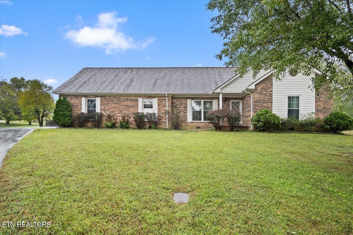 Homes for sale in La Follette, TN | 154 Scarlett Dr, La Follette, TN 37766 | MLS# 2830977