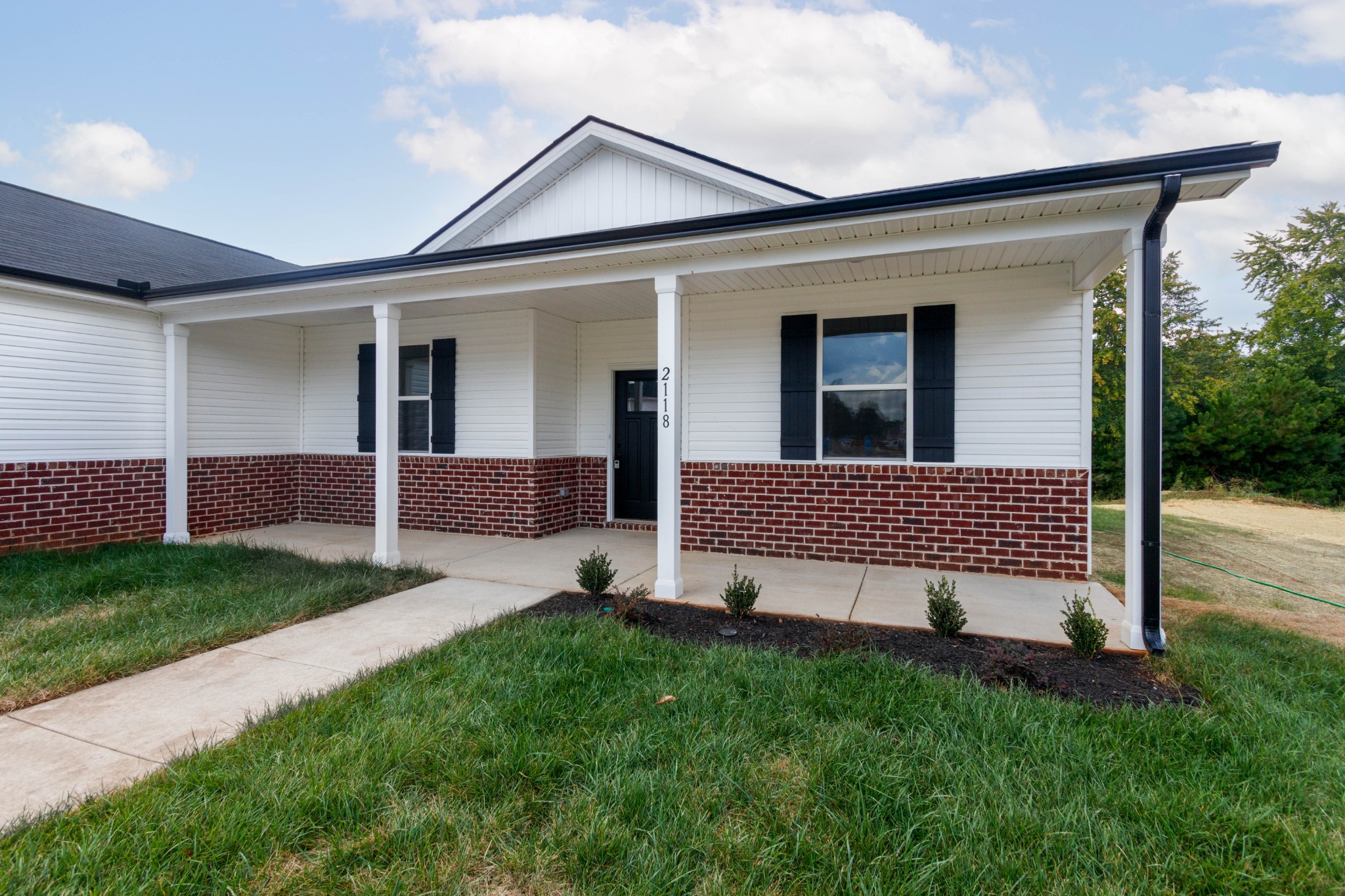 Pictures are of a similar floorplan that was built previously. Representation ONLY. Buyer/Buyer's Agent to verify selections.