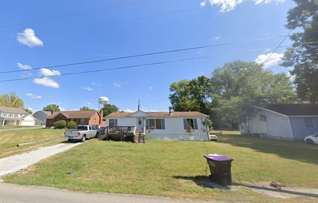 Tenant-owned mobile home on Old Greenbrier Pike side - this home does not convey with the property.