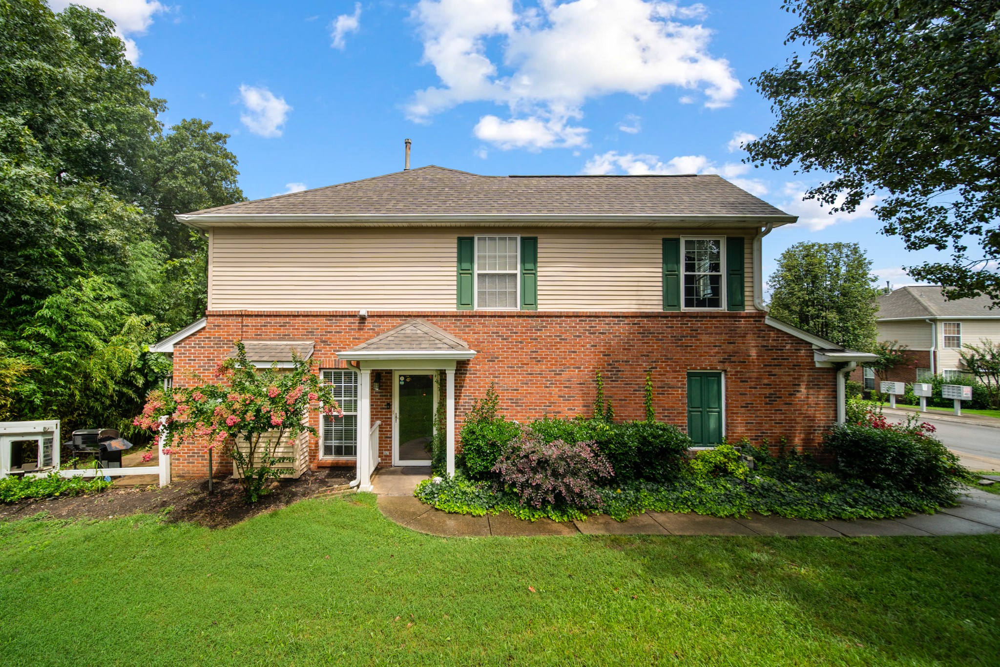 Homes for sale in Nashville, TN | 2108 Nashboro Blvd, Nashville, TN 37217 | MLS# 2931847