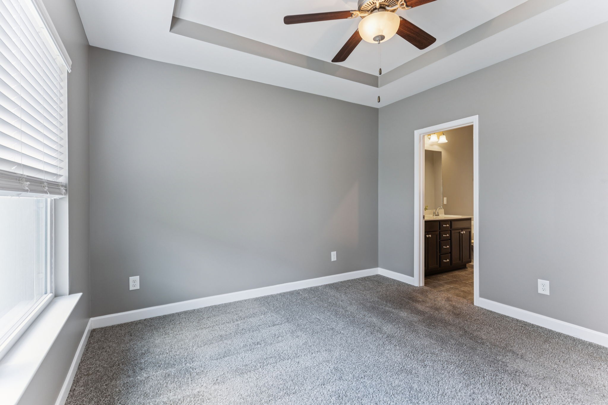 1st floor Primary Bedroom