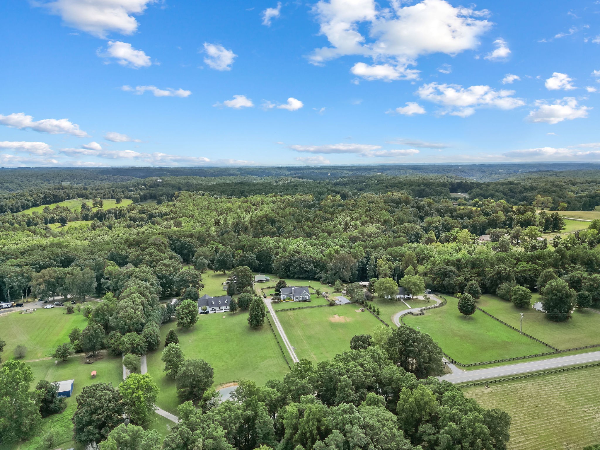 A beautiful Tennessee, homestead, just minutes from Historic Leipers Fork and Franklin, TN — both often appear in the list of “best places to live“ and “best places to visit.”