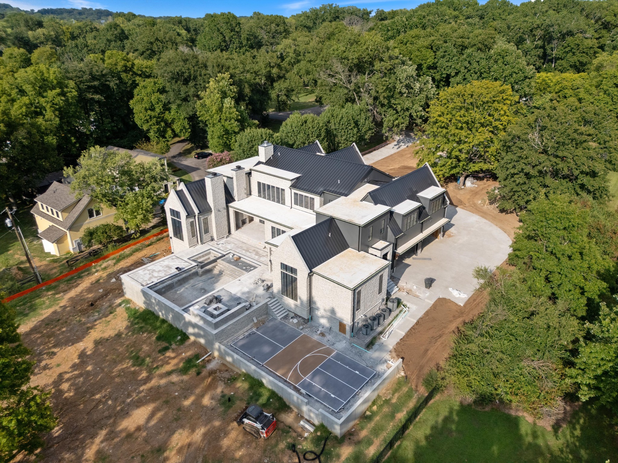 Hollywell Berkston