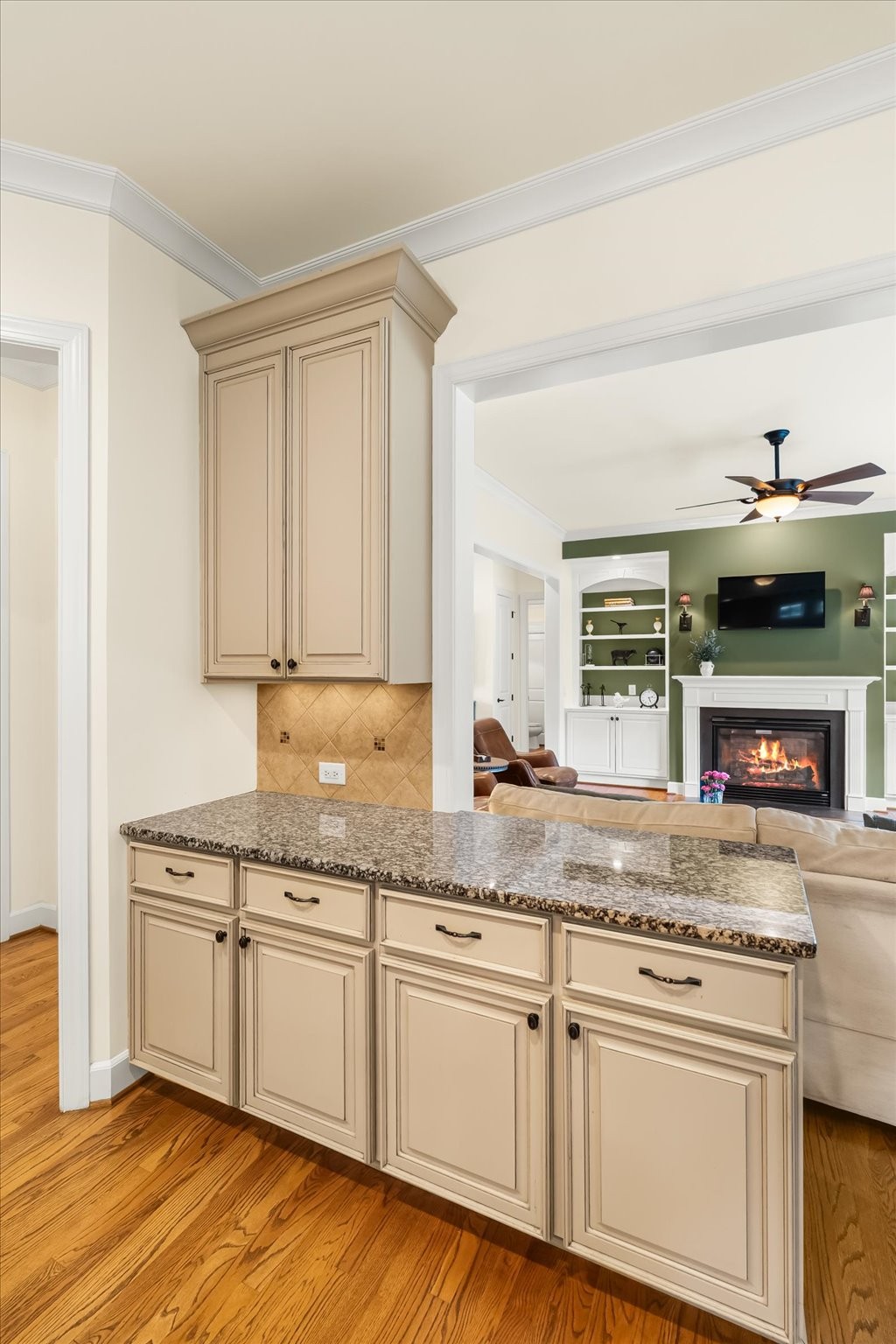 Great first view of abundant counter space