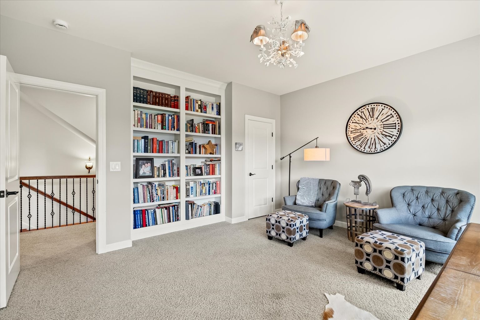 Beautiful build ins and small closet