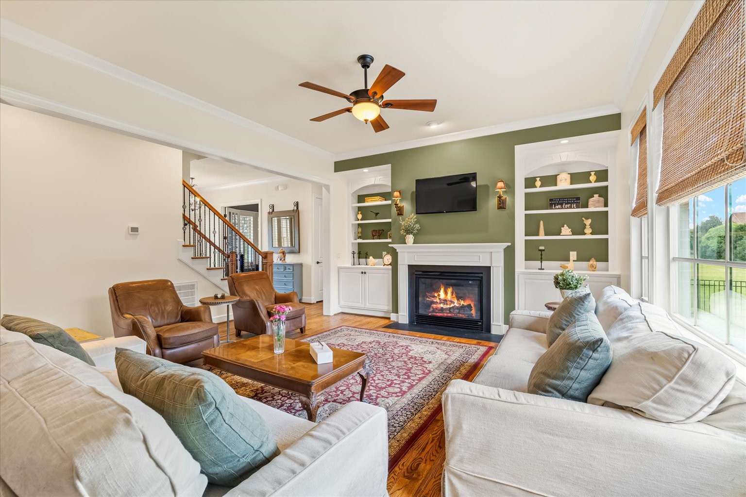 So many options for furniture placement