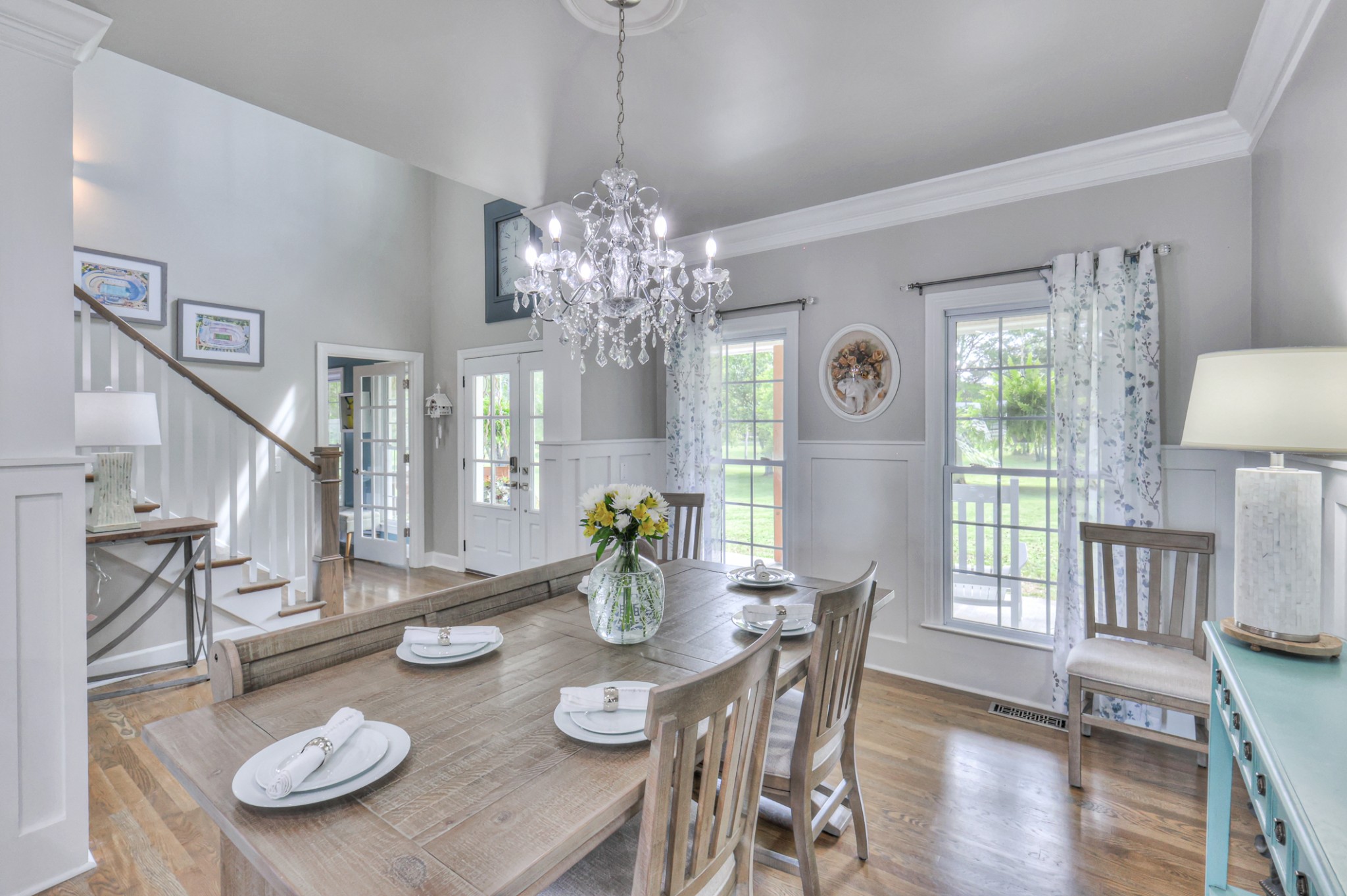 Elegant but yet down to earth.