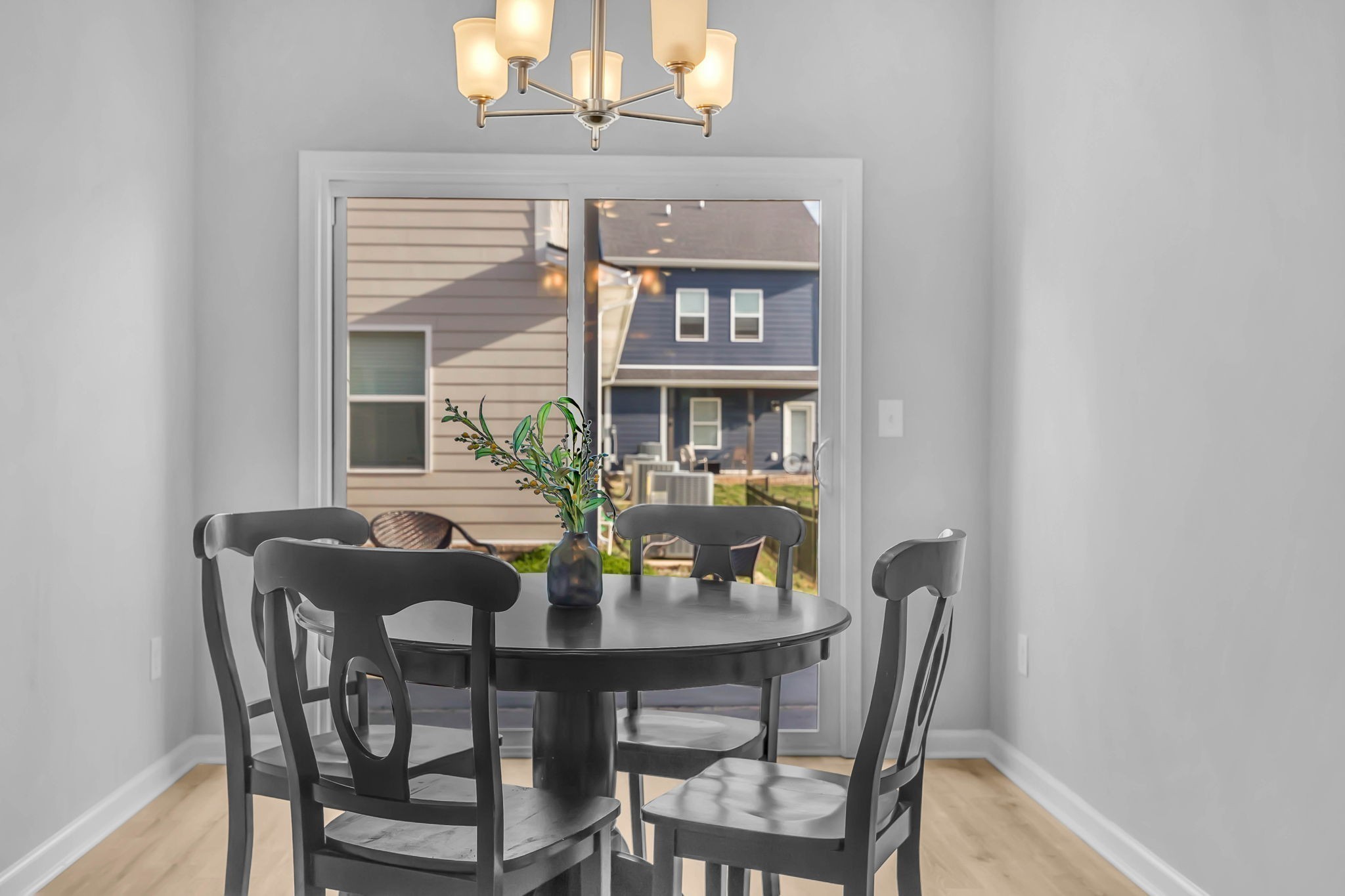 Dining Area Located off the Kitchen, Swift Access to Back Patio area with Sliding Glass Door!