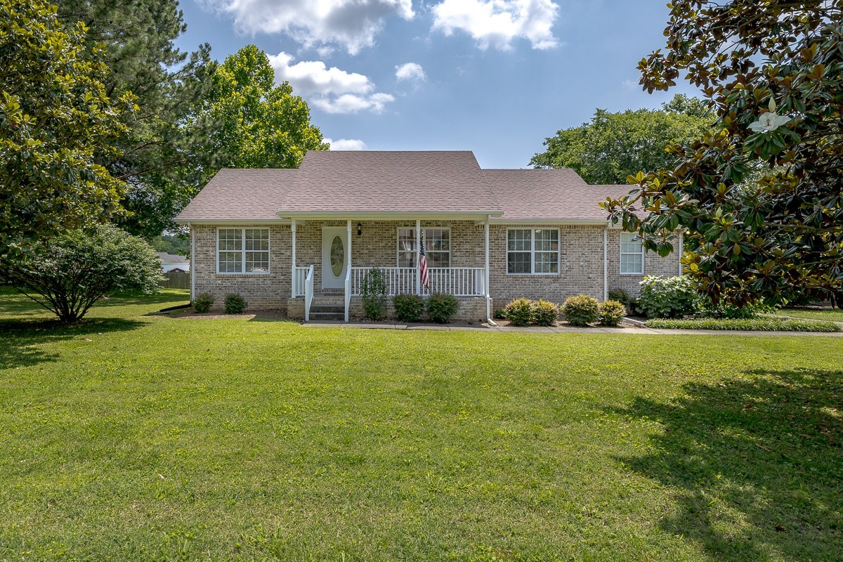 1077 Kathryn Rd, Mount Juliet, TN 37122