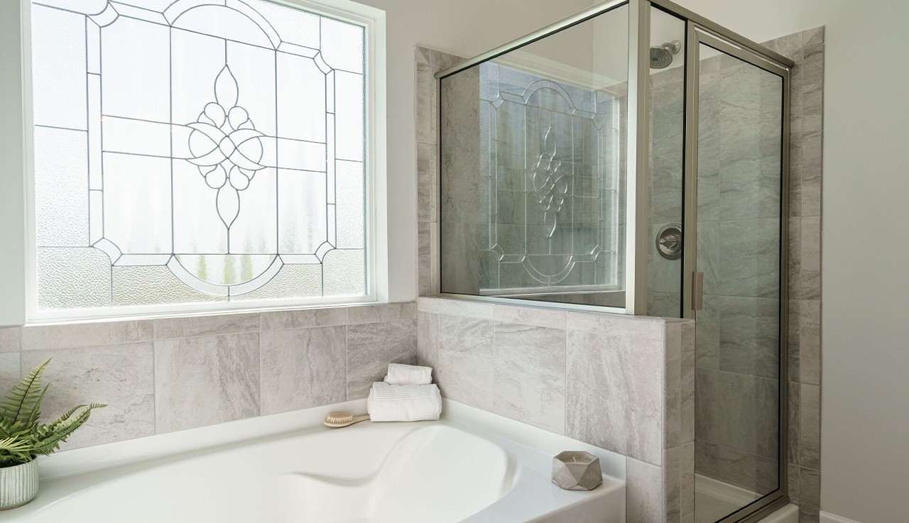 *This is a marketing photo. Colors/options may be different.*