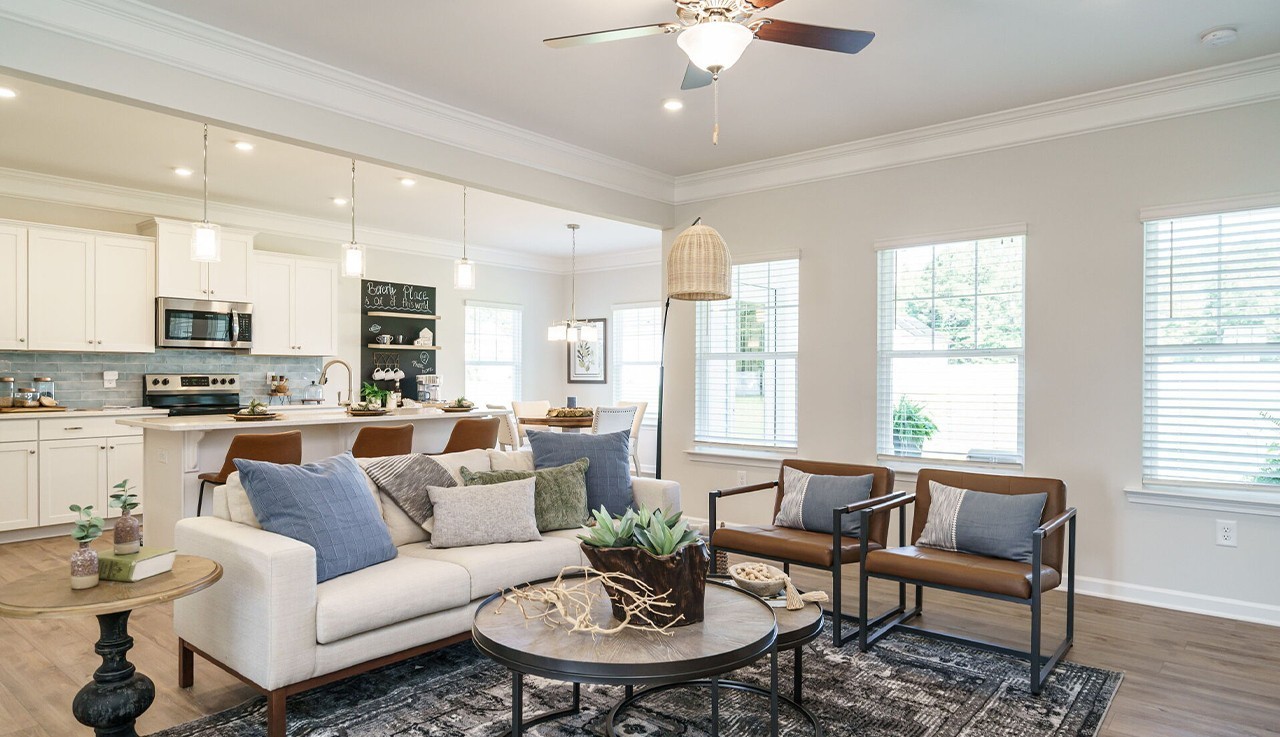 *This is a marketing photo. Colors/options may be different.*