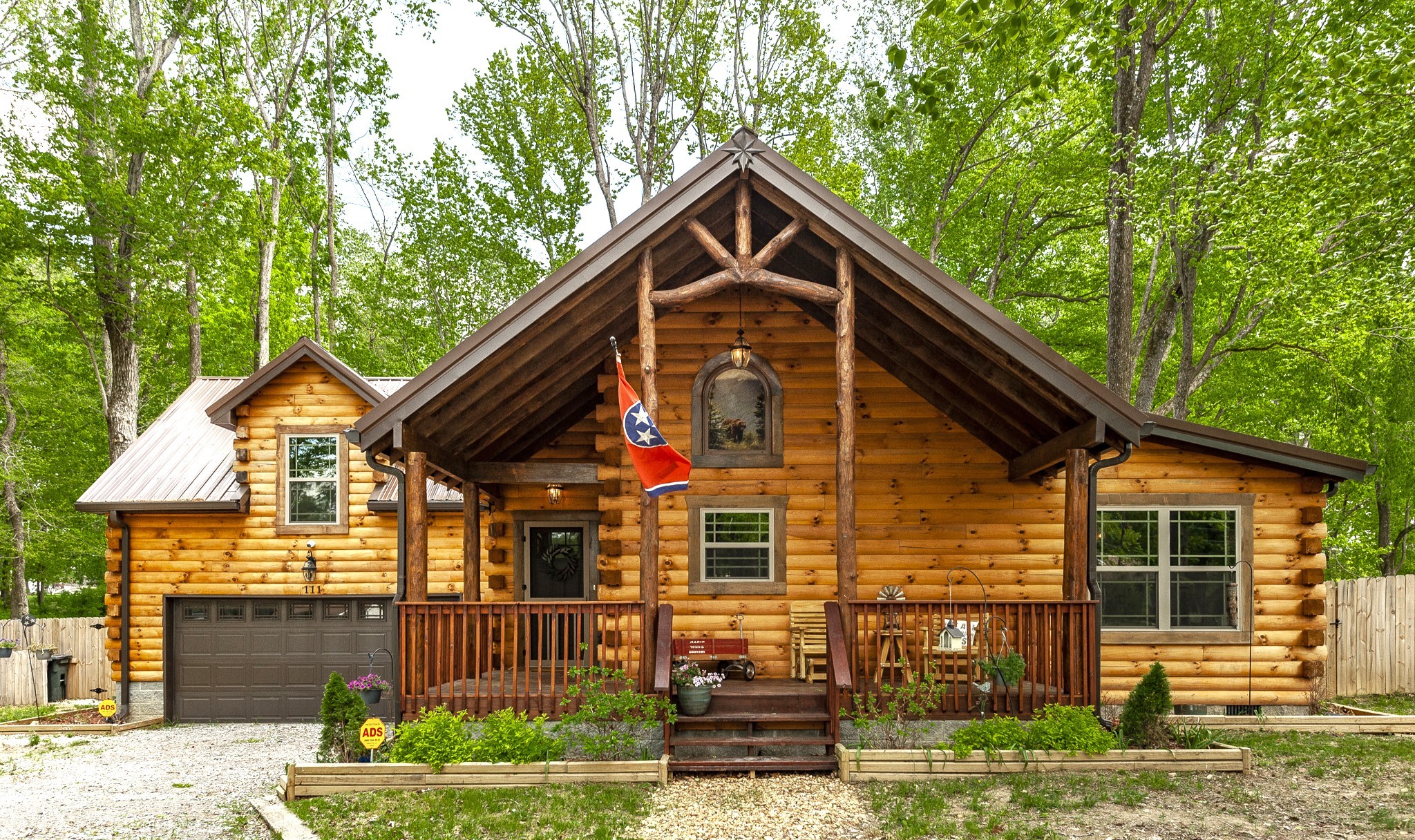 111 Guill Ln, Cottontown, TN 37048