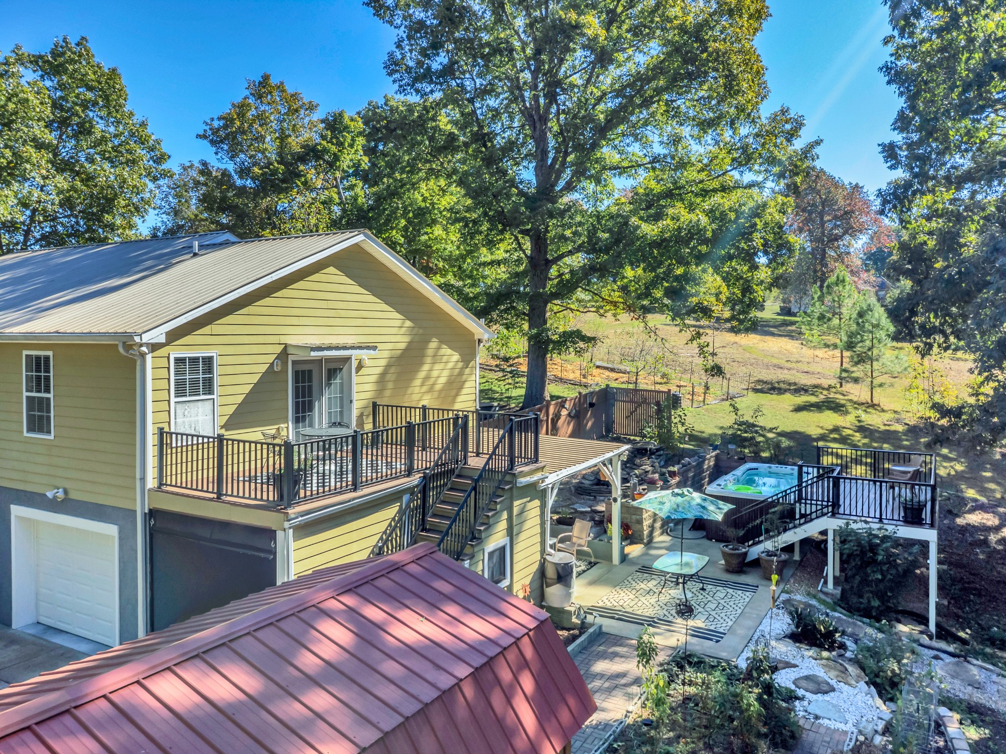 1475 Petty Rd, White Bluff, TN 37187