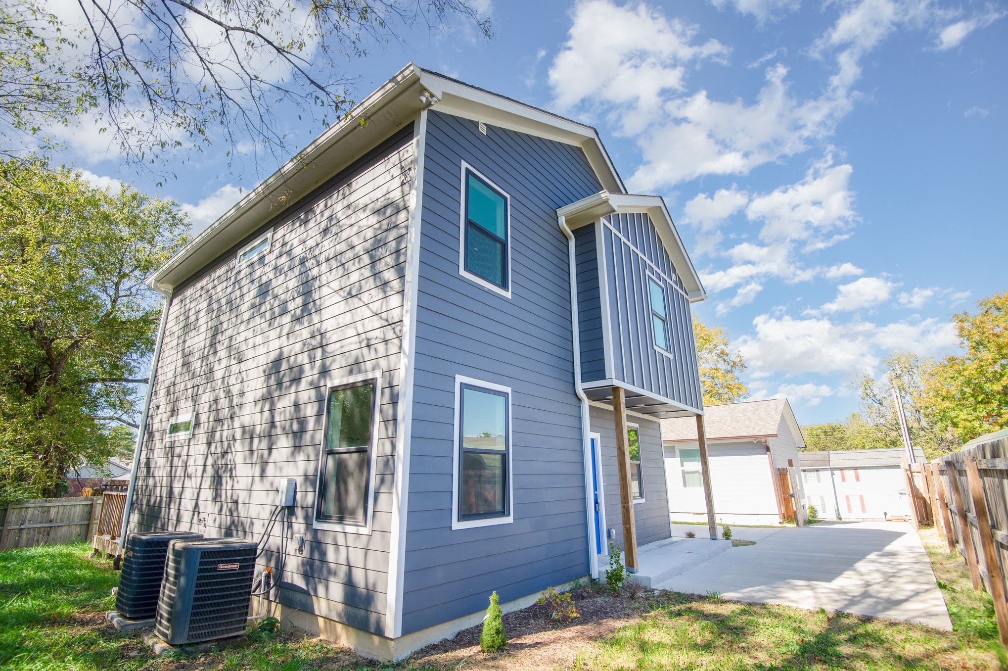 727 Flint Ridge Dr, Whites Creek, TN 37189