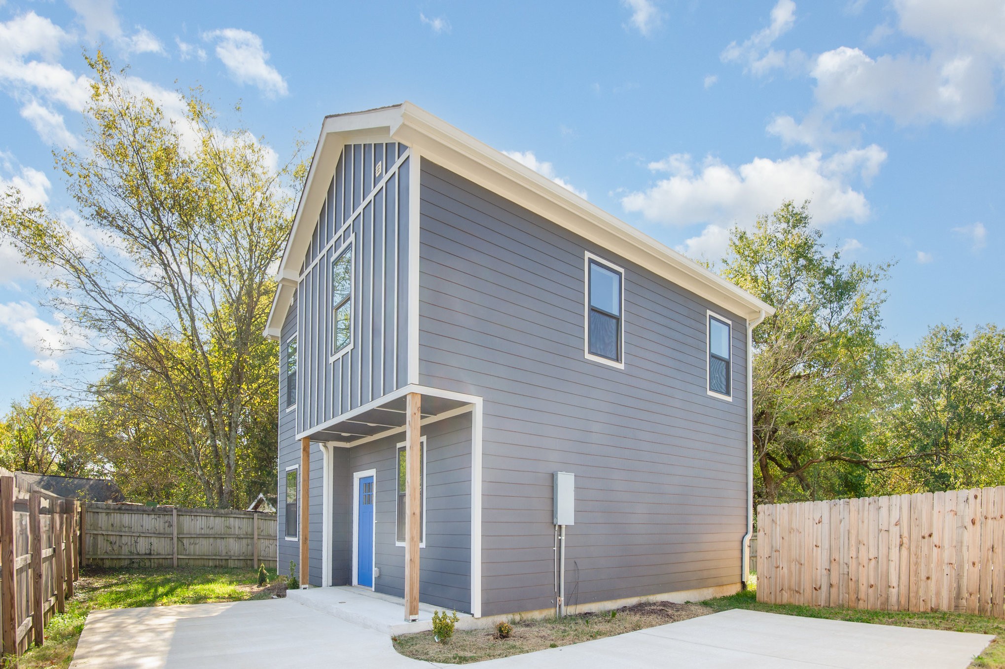 727 Flint Ridge Dr, Whites Creek, TN 37189