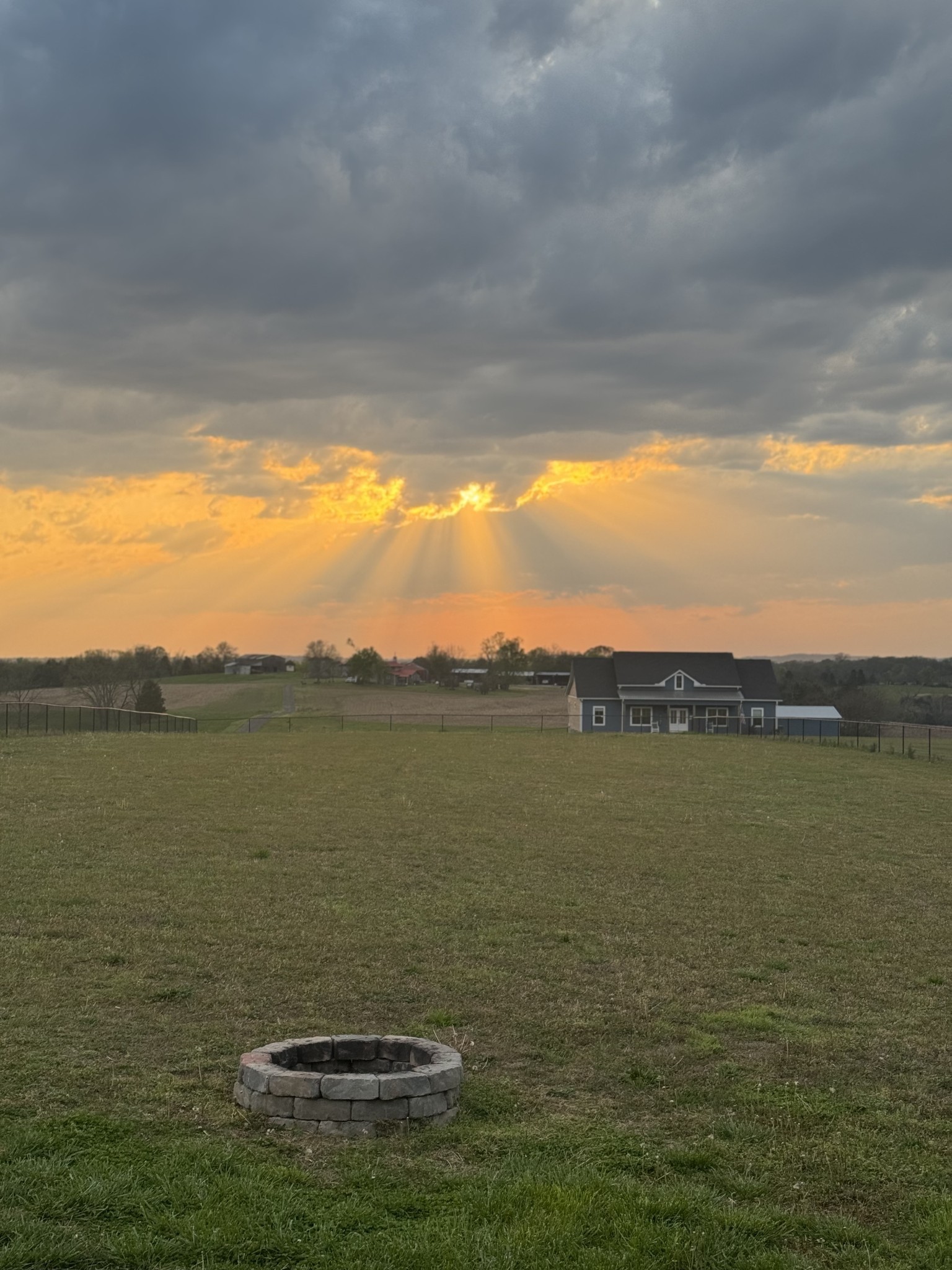 1141 Littleton Ranch Rd, Castalian Springs, TN 37031
