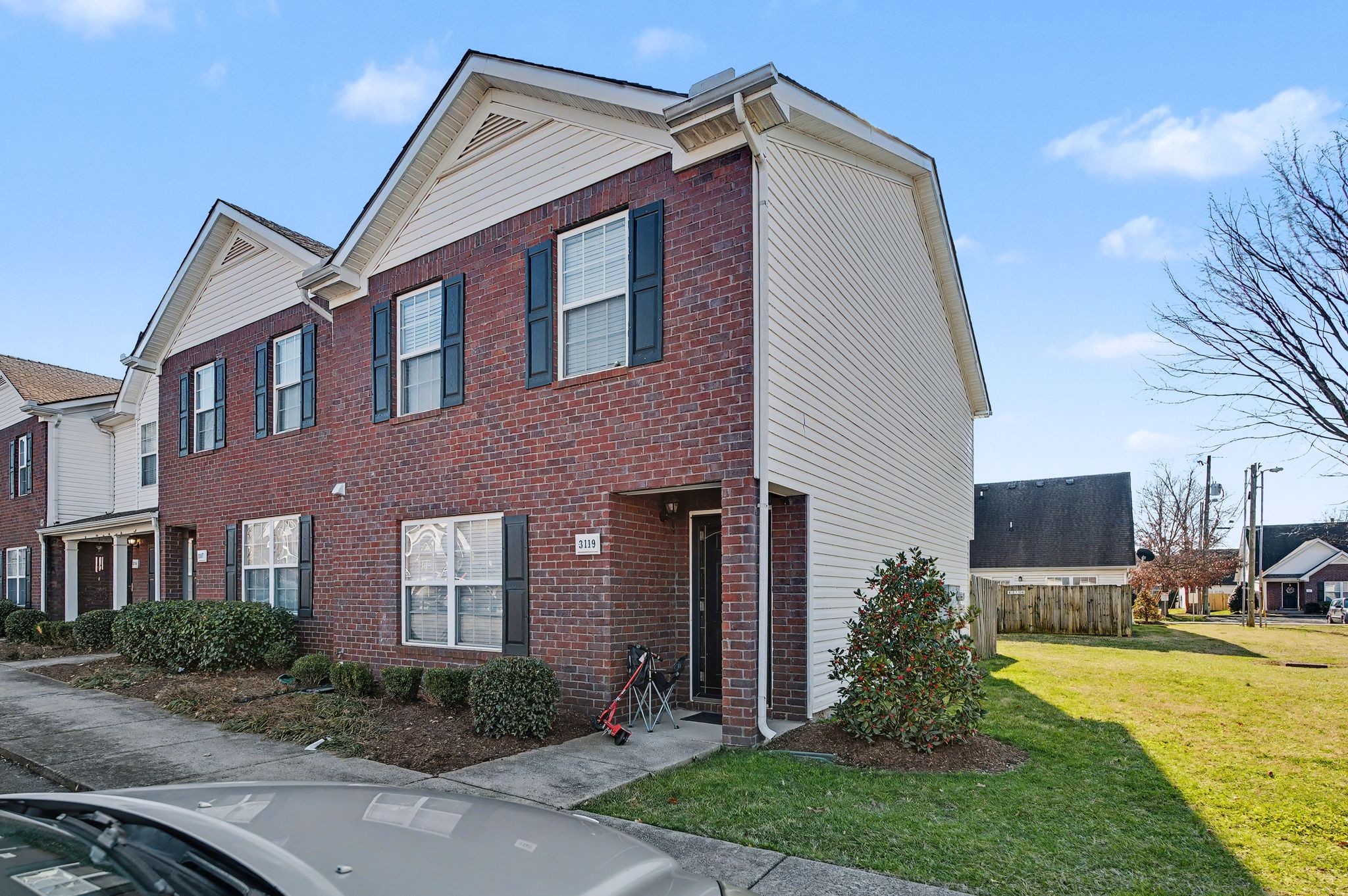 3119 George Buchanan Dr, La Vergne, TN 37086