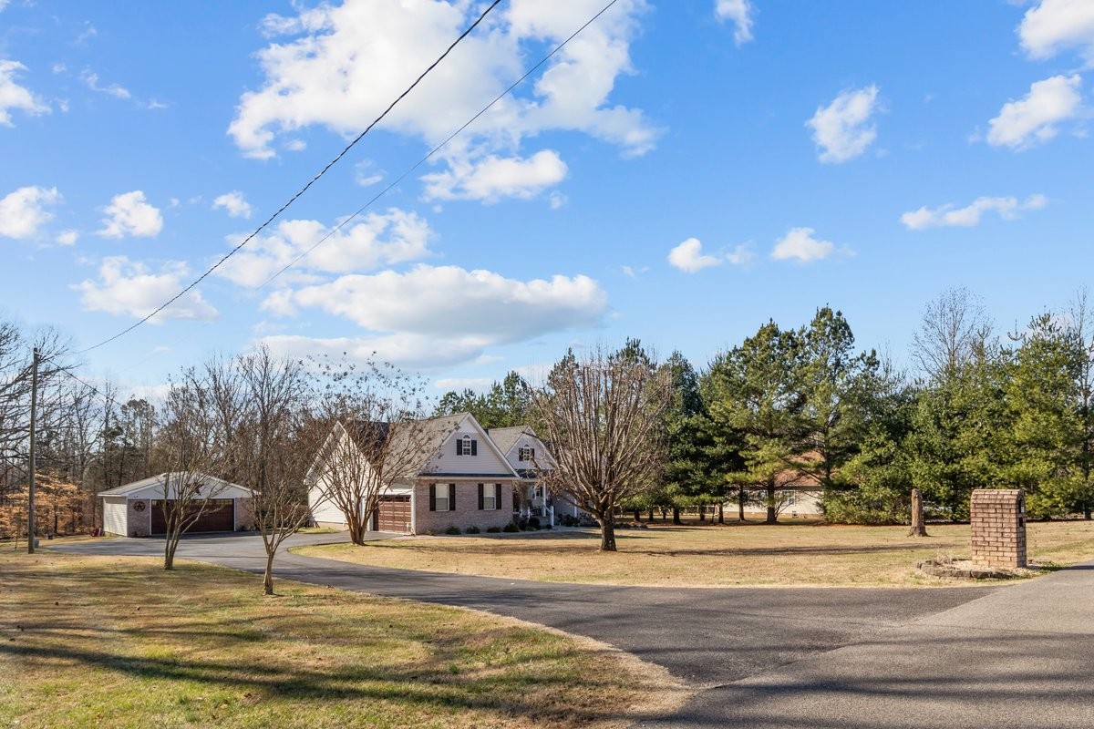 111 Contrary Rd, Burns, TN 37029
