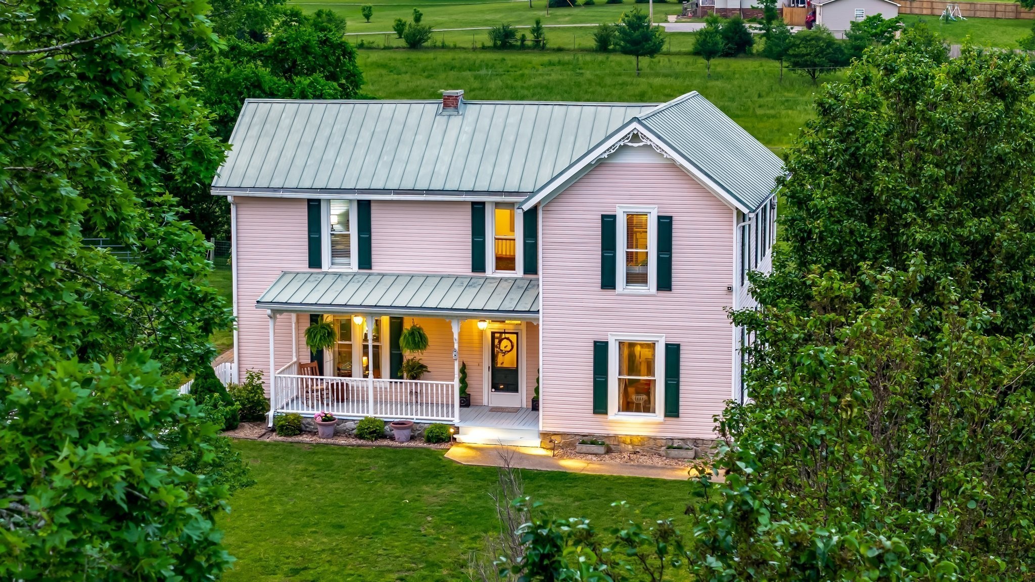 3310 Booker Ridge Rd, Mount Pleasant, TN 38474