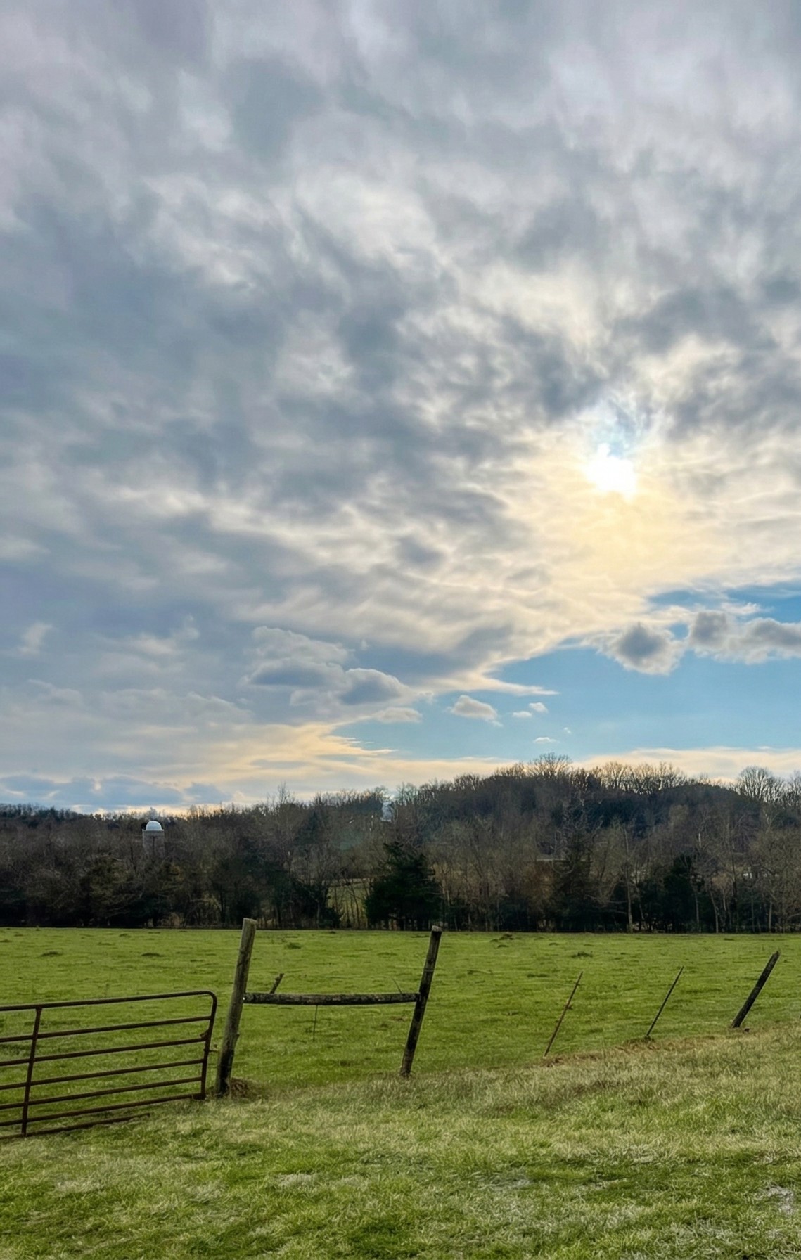Versailles Rd, Rockvale, TN 37153