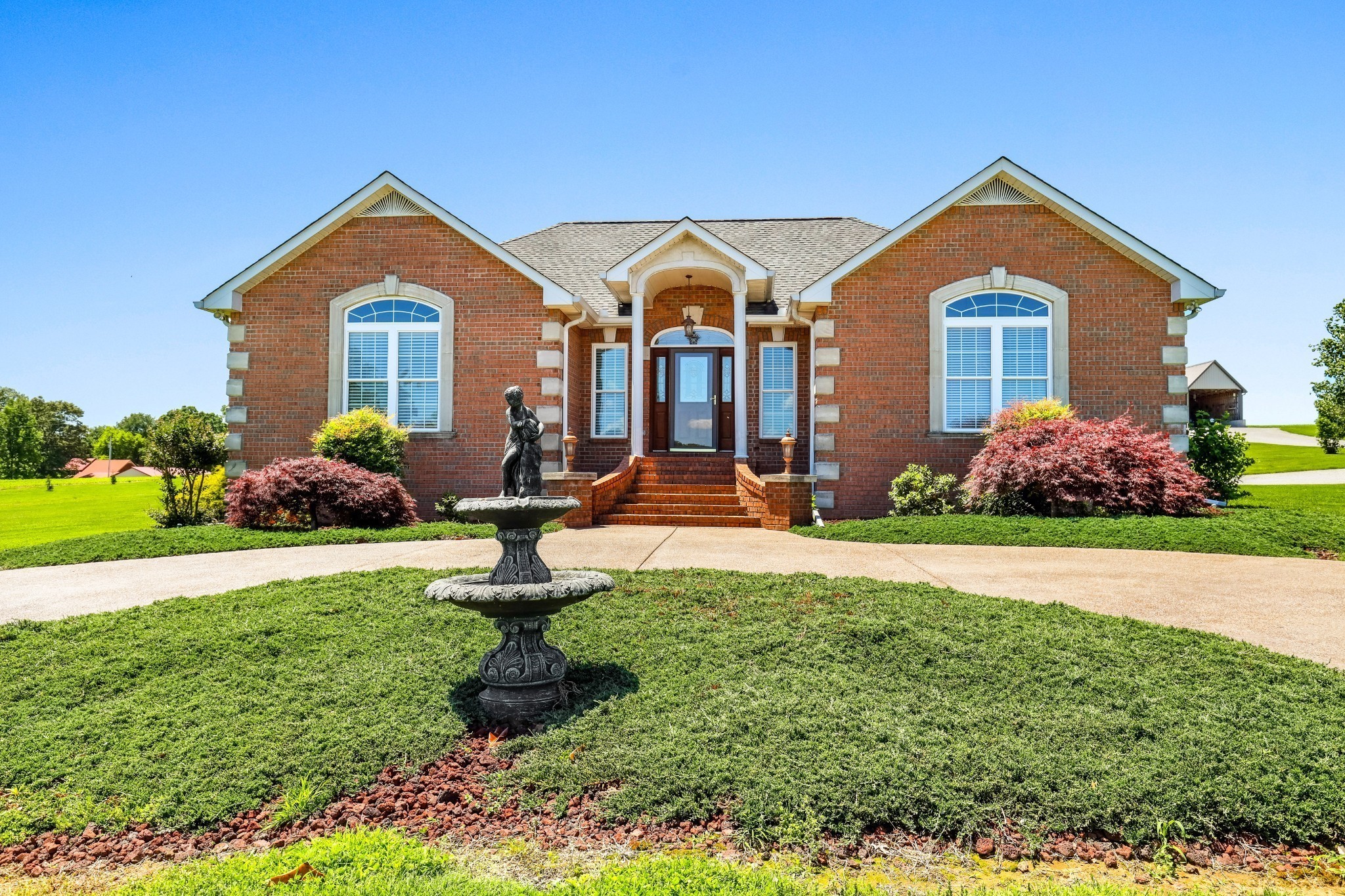 4984 Somerville Rd, Cross Plains, TN 37049