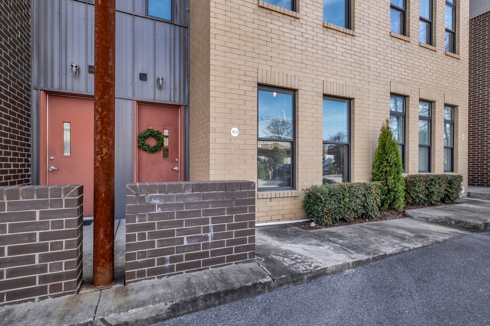 1225 4th Ave #103, Nashville, TN 37210