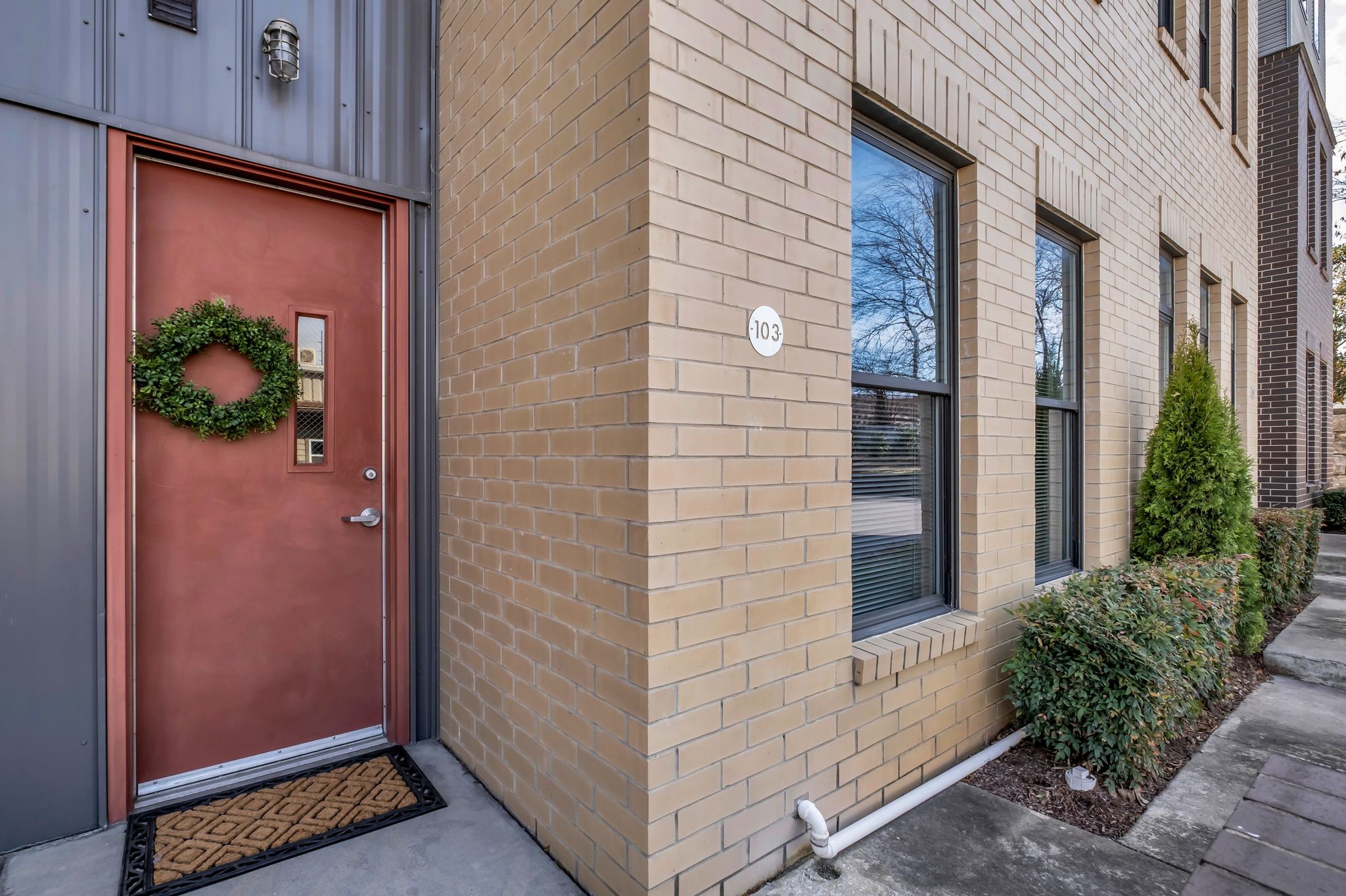 1225 4th Ave #103, Nashville, TN 37210