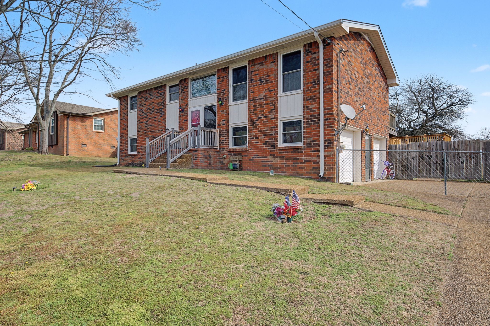 311 Donna Dr, Hendersonville, TN 37075